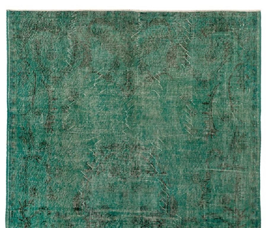 6x9 Teal Color OverDyed Distressed Vintage Teppich. Wollteppich für moderne Inneneinrichtungen (Türkisch) im Angebot