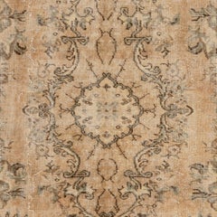 5.7x9 Ft Vintage Handmade Turkish Area Rug in Beige, Farmhouse Country Carpet