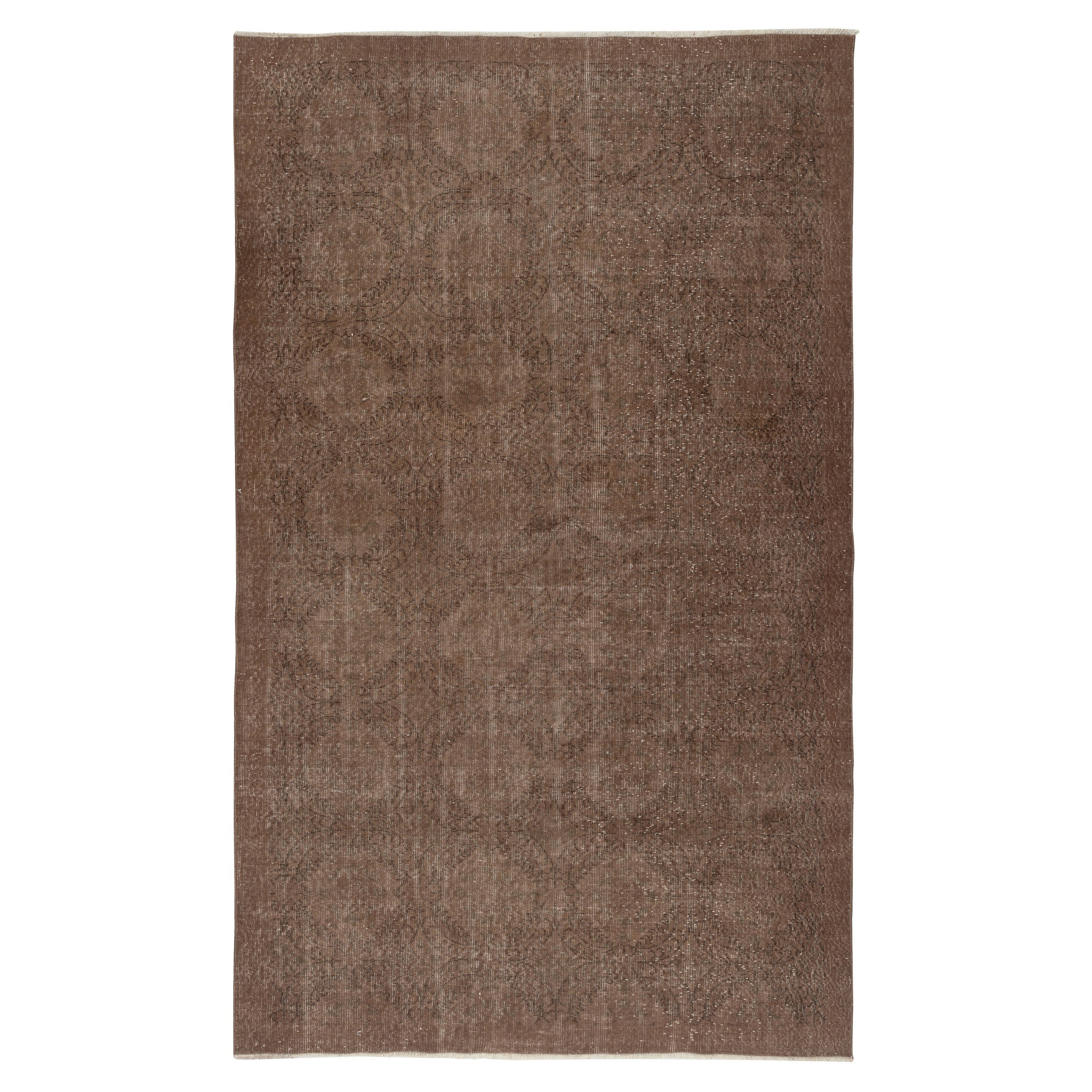 Tappeto turco vintage fatto a mano 5.7x9.5 Ft sovratinto in marrone per interni moderni