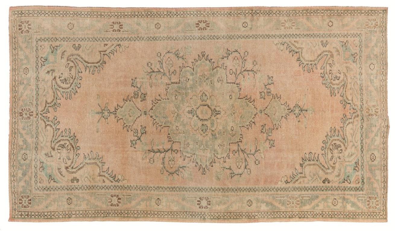 Hand-Knotted 5.7x9.7 Ft Vintage Handmade Oushak Area Rug in Soft, Faded Colors For Sale