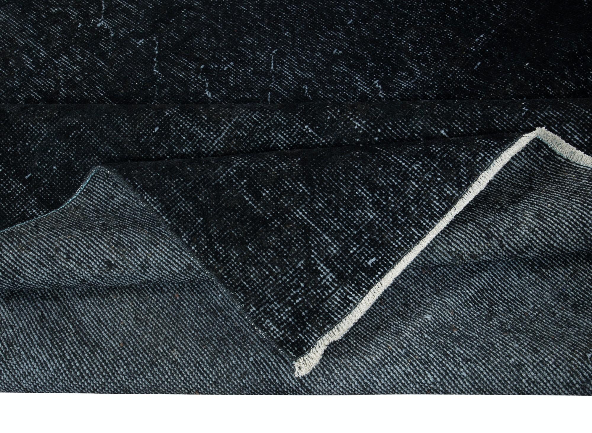 Turkish 5.7x9.8 Ft Modern Anatolian Area Rug in Black, Vintage Handmade Wool Carpet For Sale