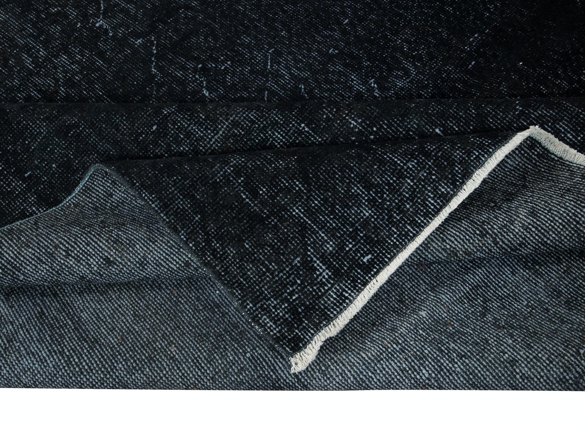5.7x9,8 m moderner anatolischer Teppich in Schwarz, handgefertigter Vintage-Wollteppich in Schwarz (Moderne) im Angebot