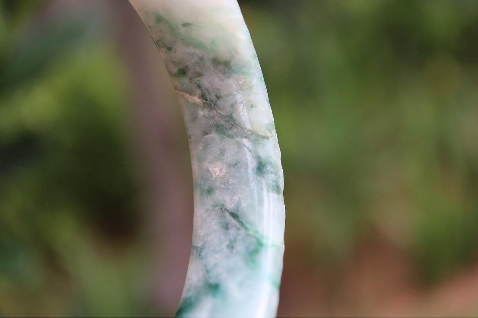 58-60mm Type A Jadeite Jade Bangle (Jadeite Carved Bangle) For Sale 2