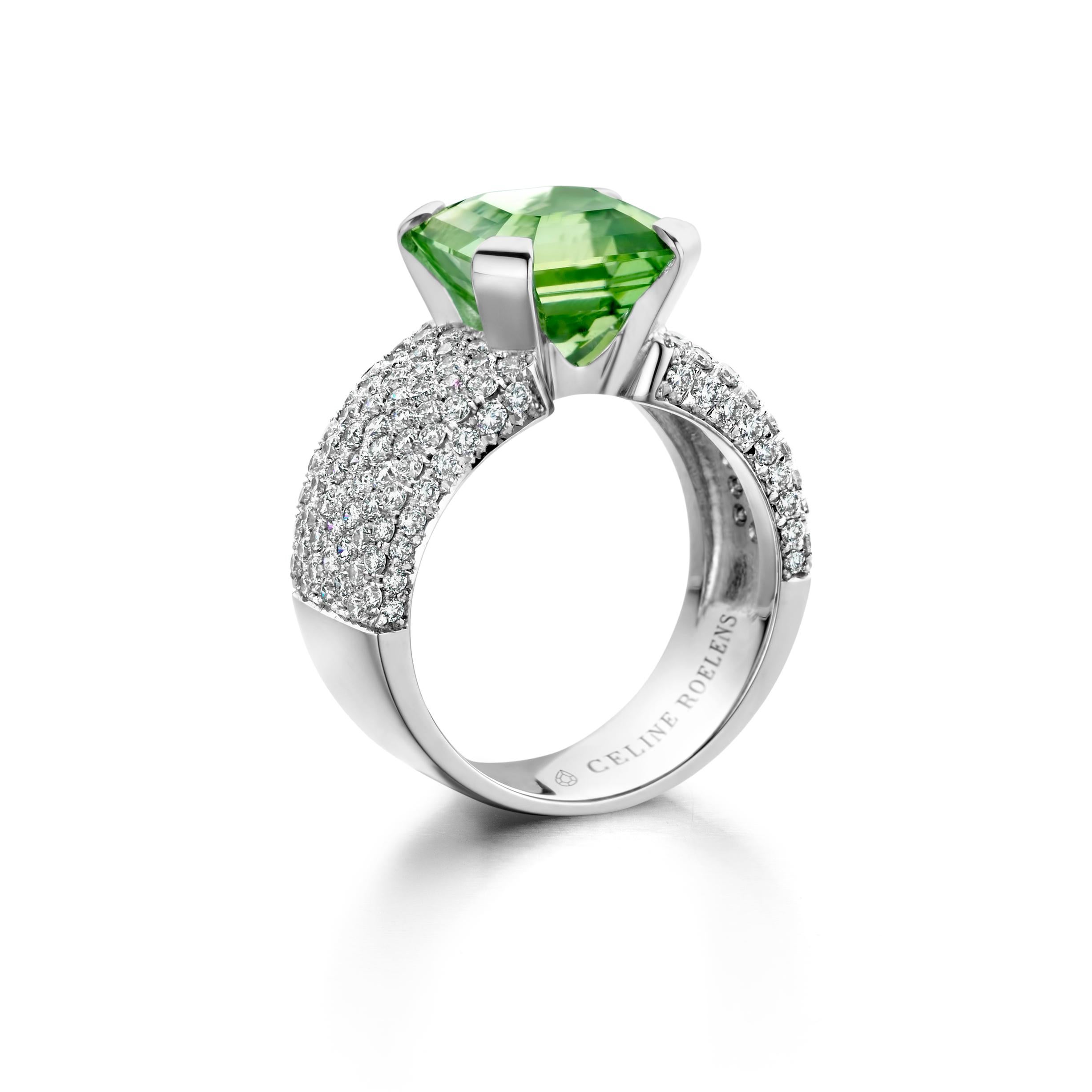 One of a kind ring (13.58g) in 18 Karat palladium white gold set with 1 natural, eye clean asscher cut green tourmaline of 5.8 Carat. The ring is set with the finest loop clean diamonds brilliant cut 1.62 Carat (D quality).

Celine Roelens, a