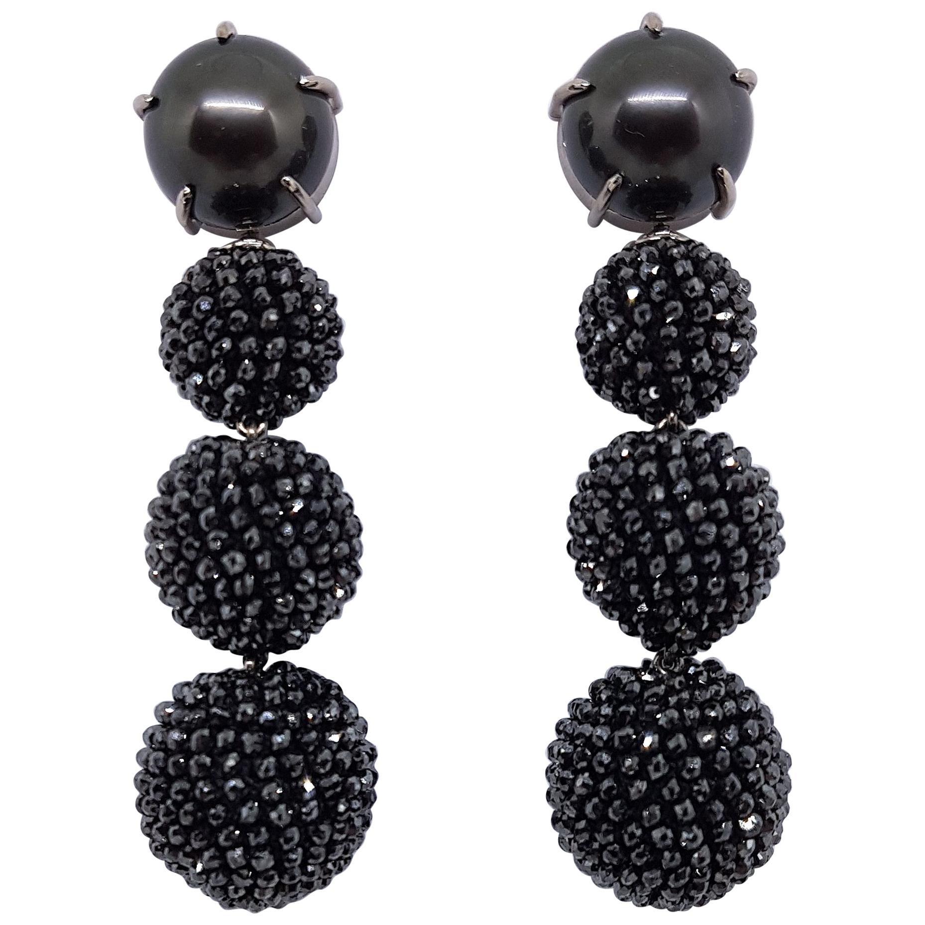 58 Carat Black Diamond Tahiti Pearl White Gold Handcrafted Detachable Earrings For Sale