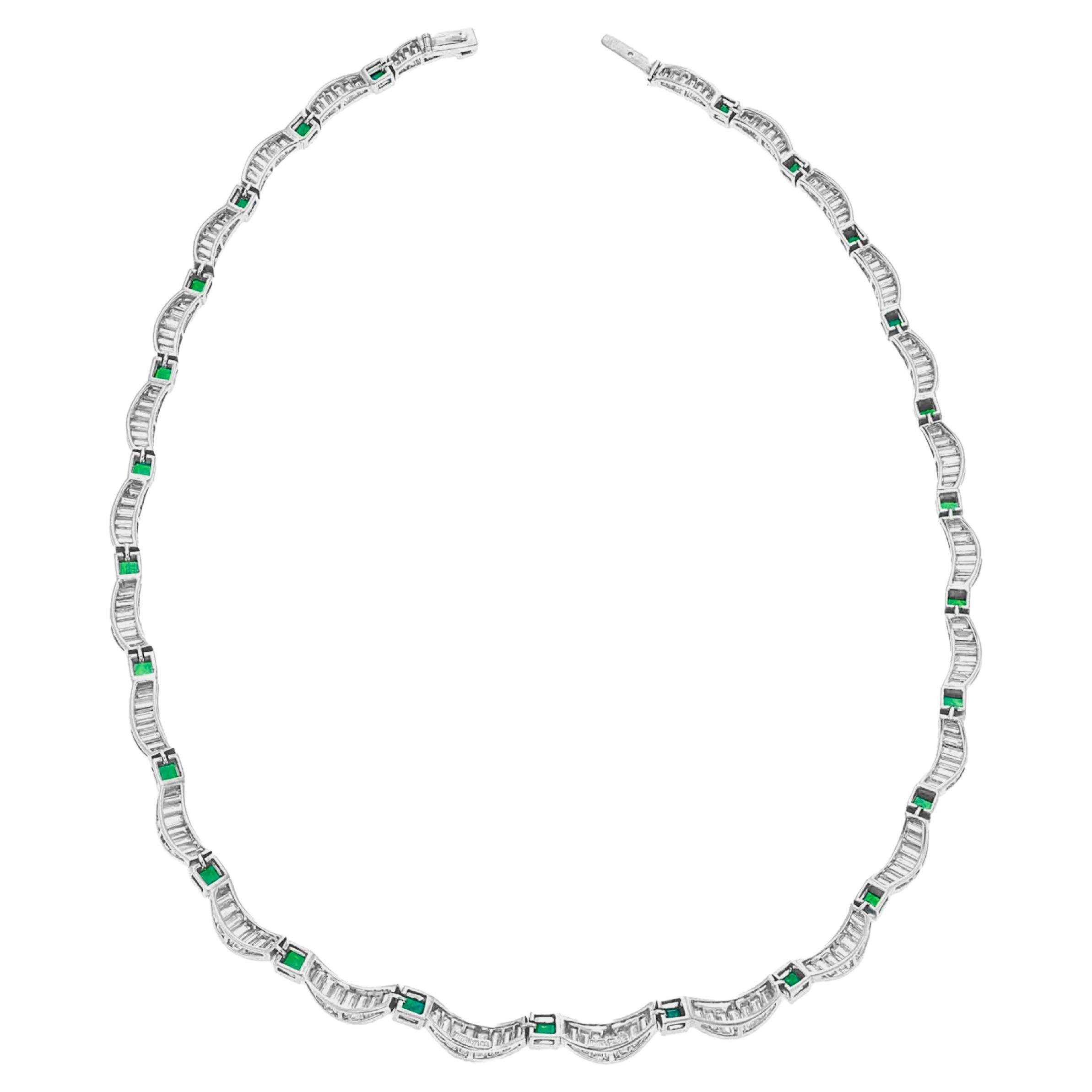 58 Ct. Smaragd-Baguette-Diamant-Choker-Halskette (Zeitgenössisch) im Angebot