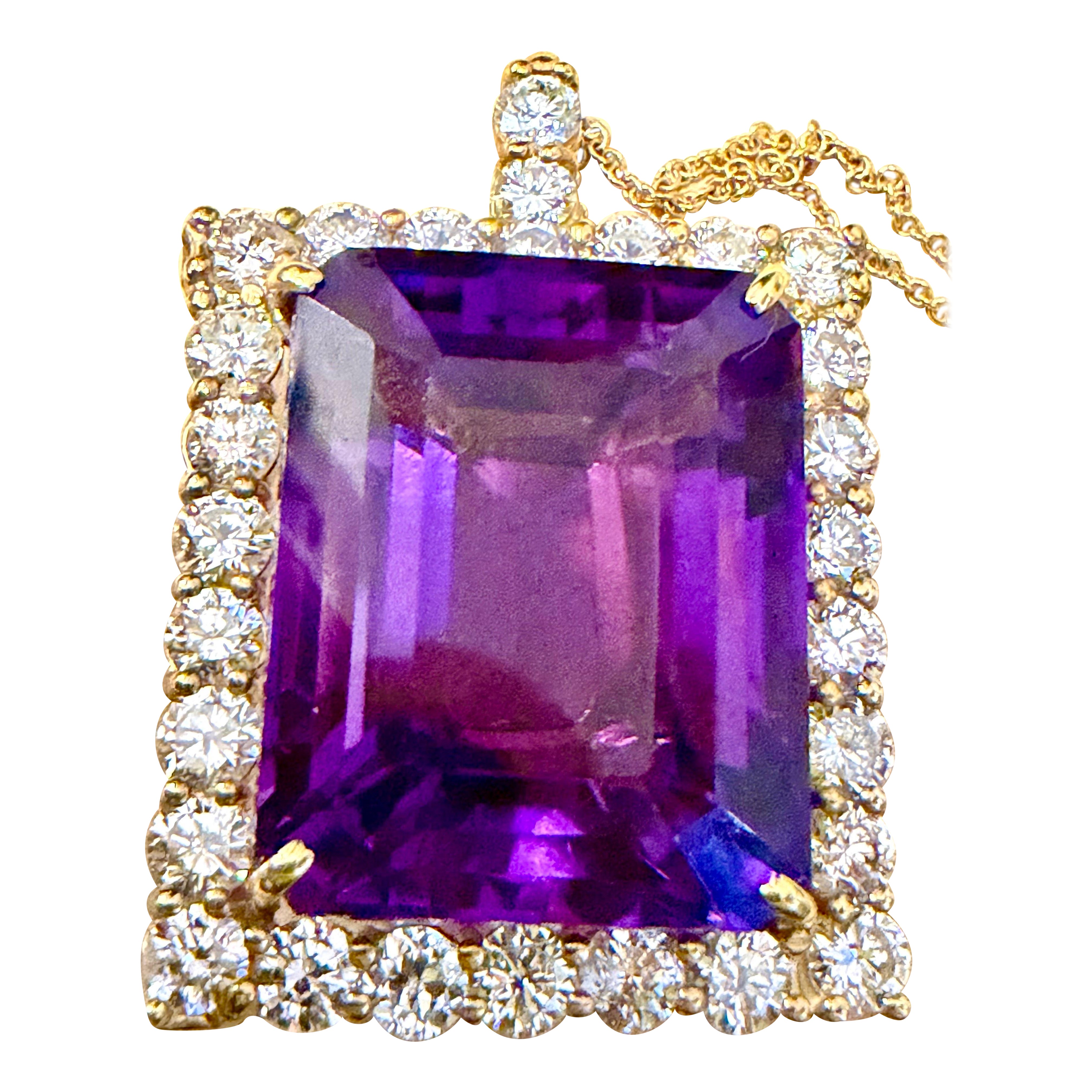 58 Ct Emerald Cut  Collier pendentif améthyste et diamant 7 ct or 14KY + chaîne en vente