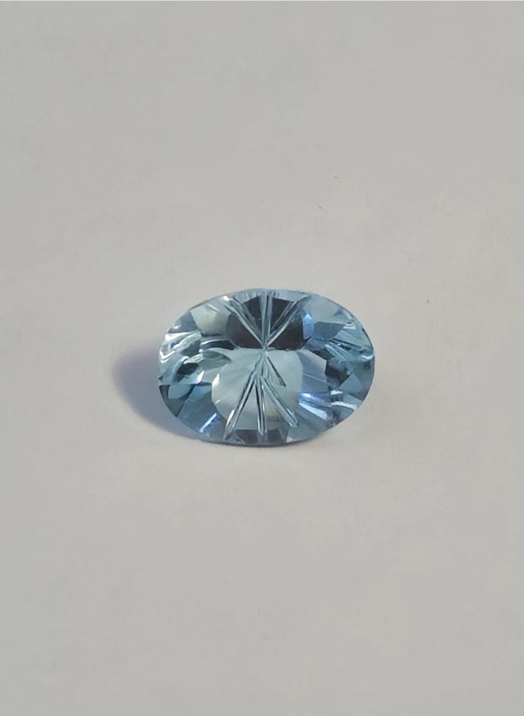 5.8 ct Natural Oval Sky Blue Topaz 14X10 Fantasy Cut In condizioni Nuovo in vendita a Warren, NJ