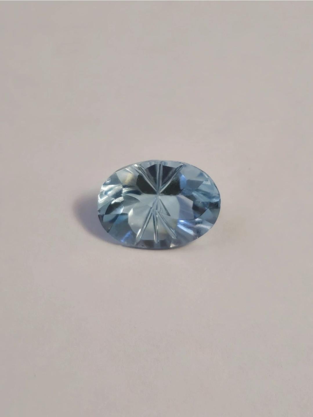 da uomo o donna 5.8 ct Natural Oval Sky Blue Topaz 14X10 Fantasy Cut in vendita