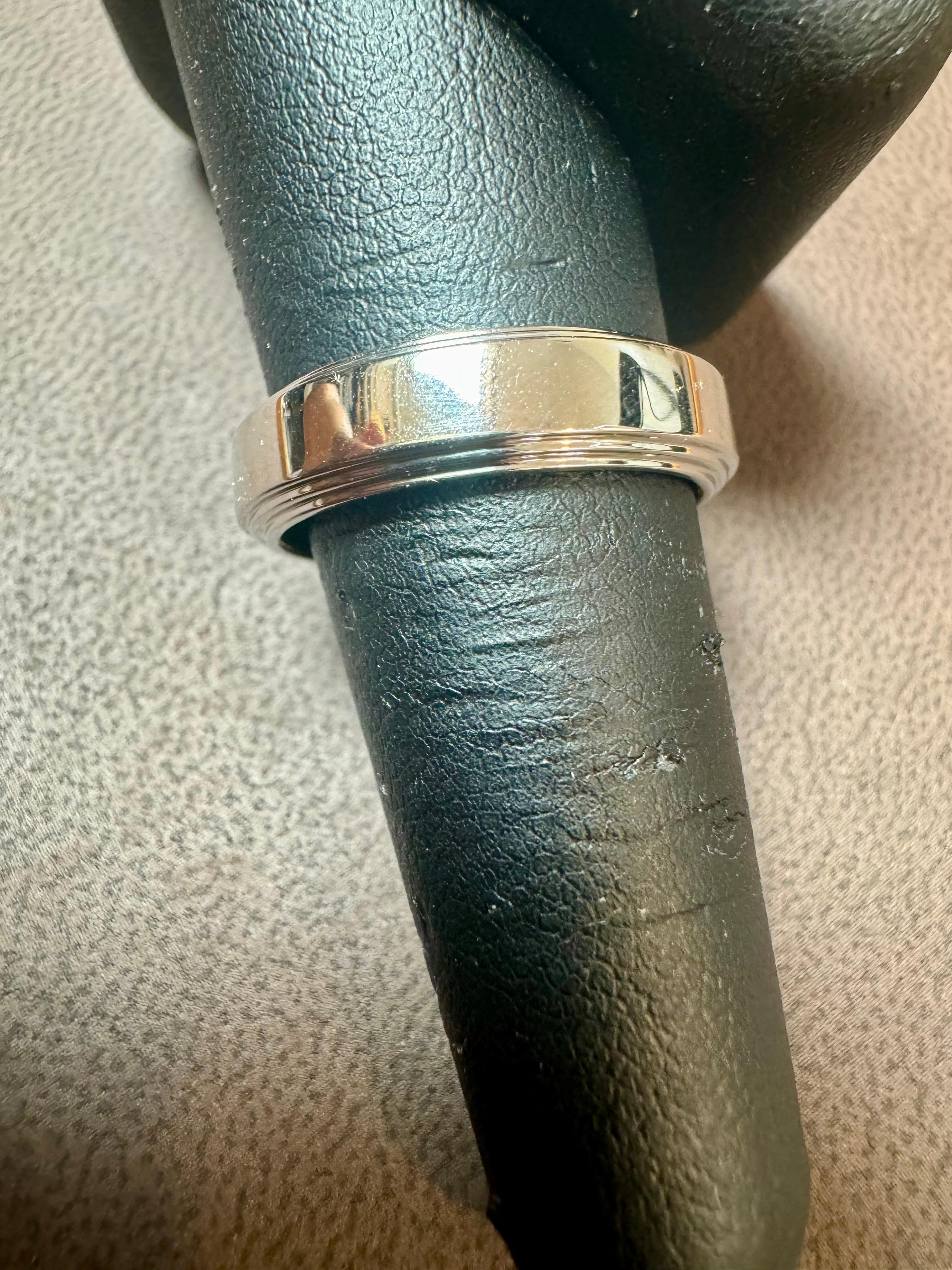 5.8 MM WIDE BEVELED EDGE Platinum Plain Wedding Band Ring 14.5 Grams, Estate For Sale 2