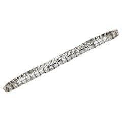 5.8 TCW Weißgold Fischschwanz-Tennisarmband, 56 Diamanten