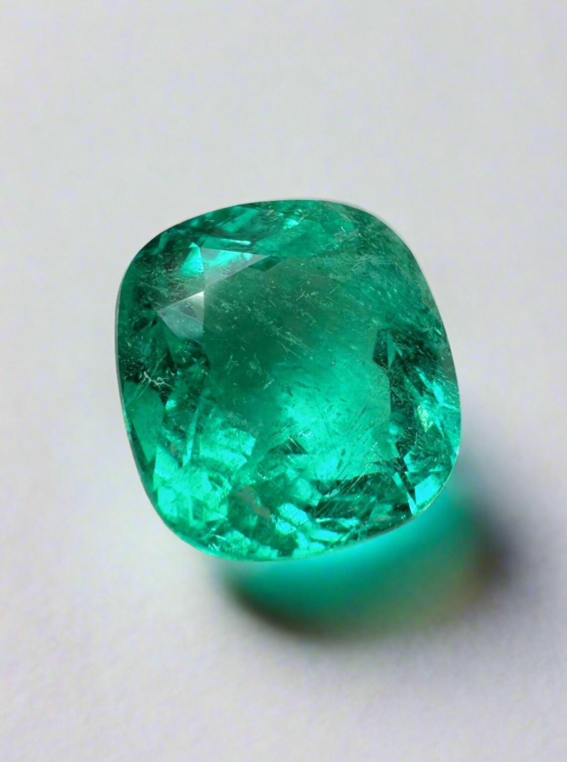Modern 5.80 Carat Certified Fine Bluish Green Colombian Emerald - Chivor Cushion Cut For Sale