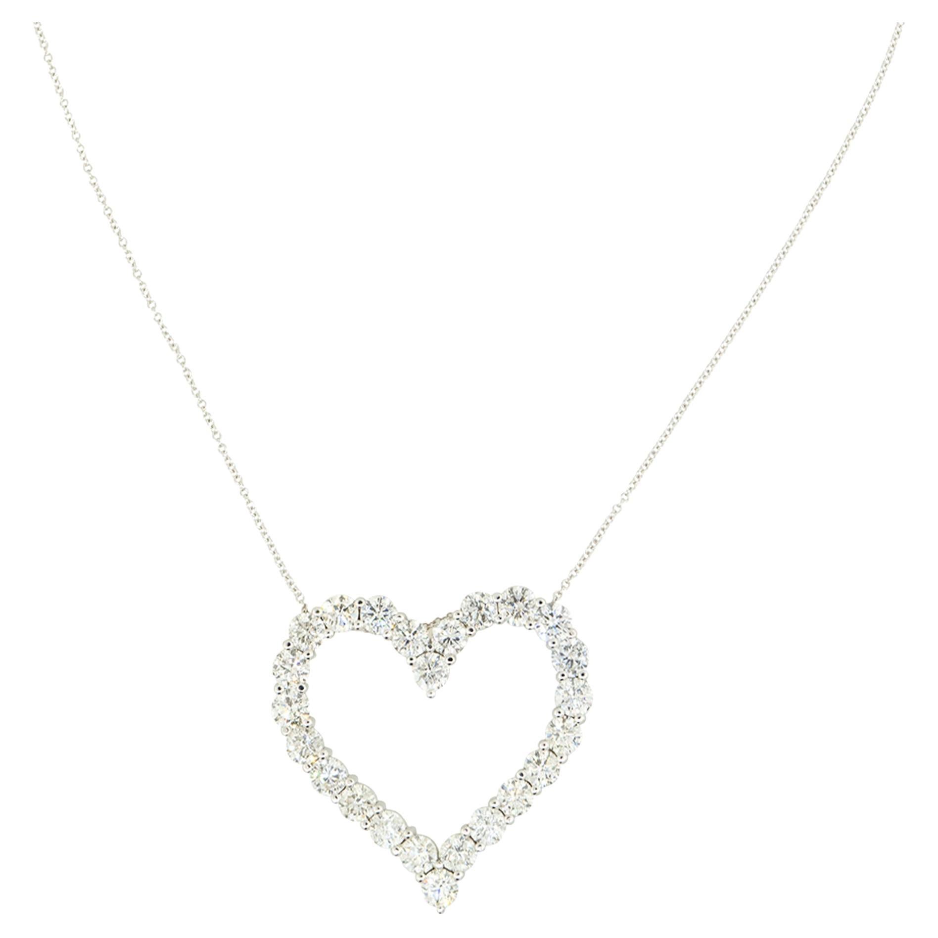 5.80 Carat Diamond Heart Necklace 18 Karat in Stock  For Sale