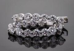 Orecchini a cerchio con diamanti da 5,80 carati, VVS1, colore F Collezione di lusso JYE