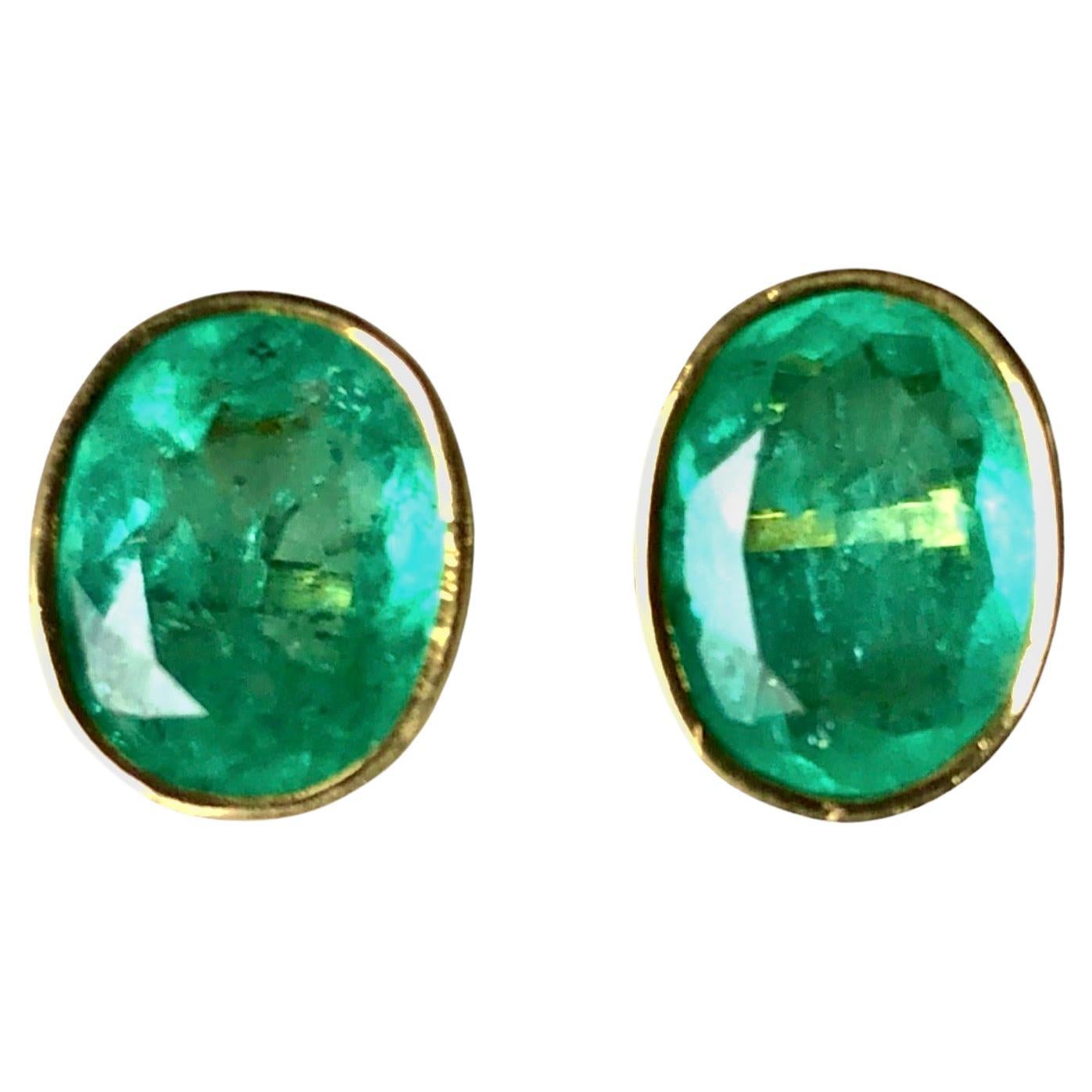 6.00 Carat Natural Colombian Emerald Stud Earrings 18 Karat Gold For Sale