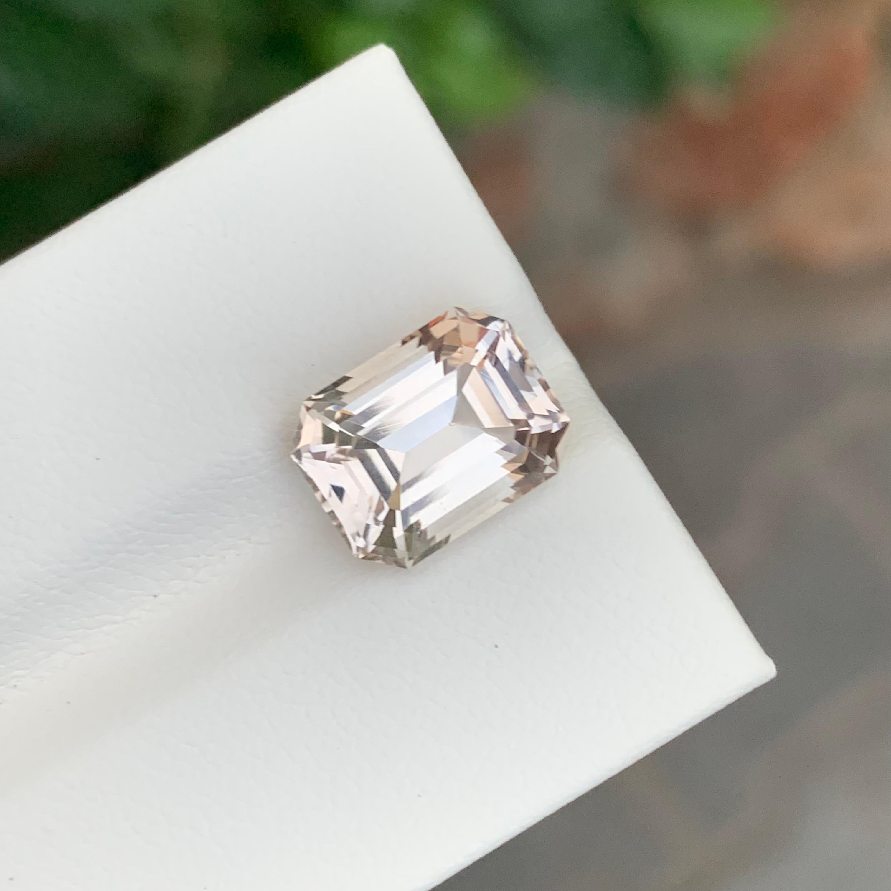Emerald Cut 5.80 Carat Natural Faceted Golden Topaz Gemstone For Sale