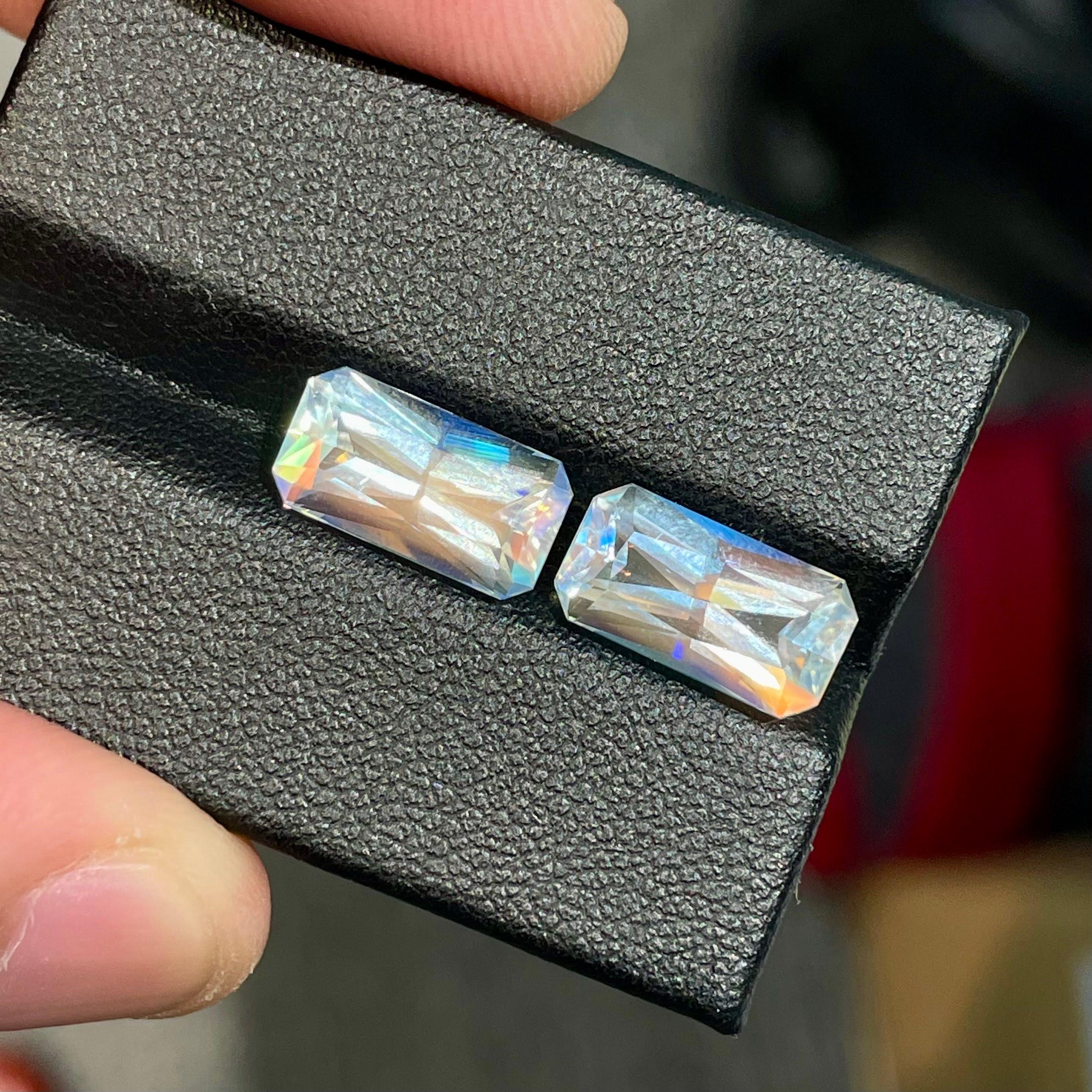 5.80 carats Moonstone Pair Custom Precision Cut Natural African Gemstone In New Condition In Bangkok, TH