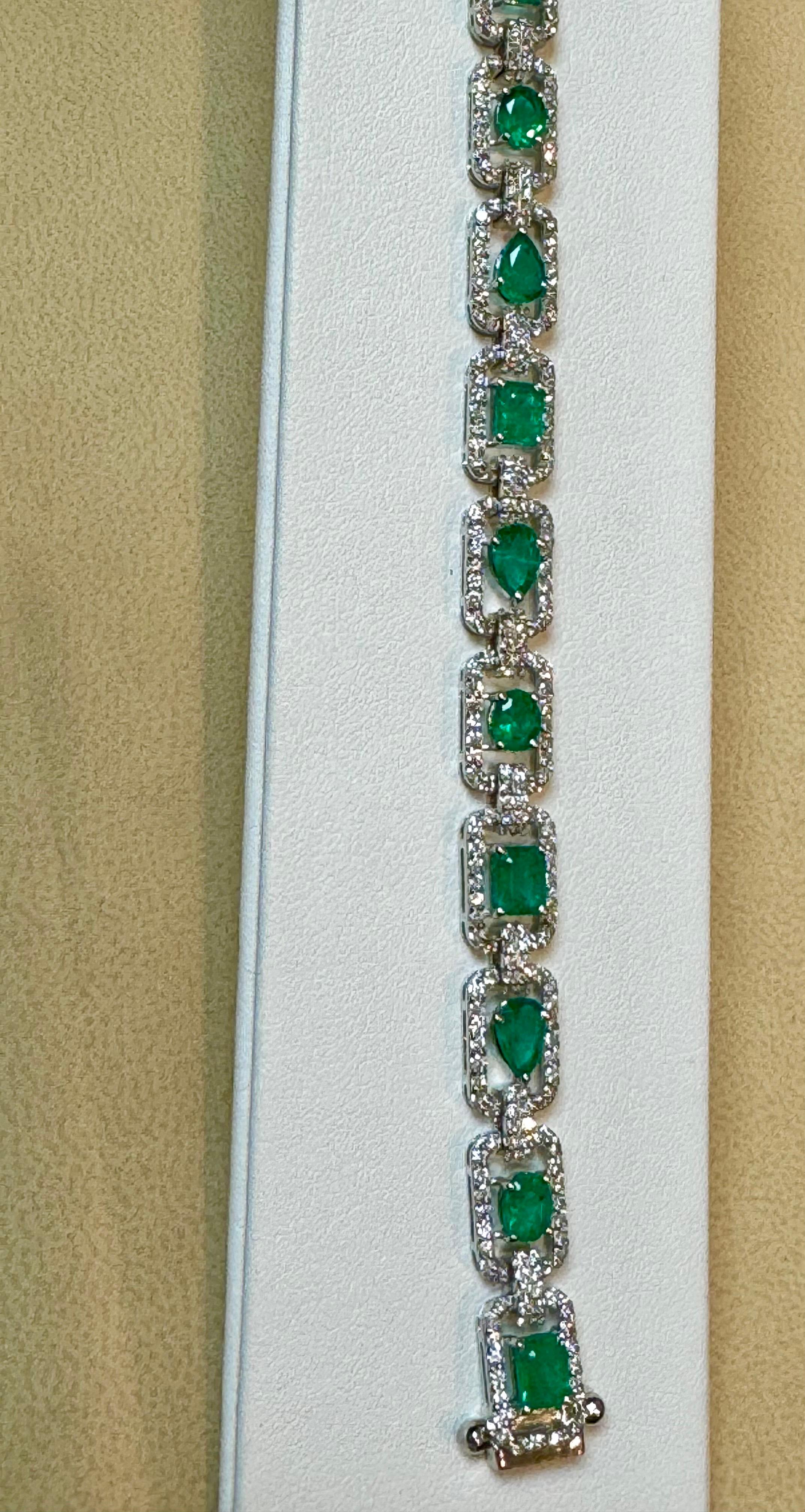 5.80 Ct Natural Zambian Tennis Bracelet with 2.75 Ct Diamonds and 18k Gold For Sale 5