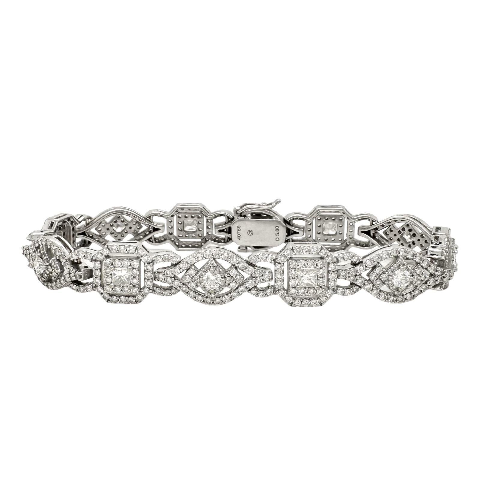 5.80 TCW Round and Princess Cut Diamond Link Bracelet in White Gold, IGI Cert In Good Condition In Miami, FL