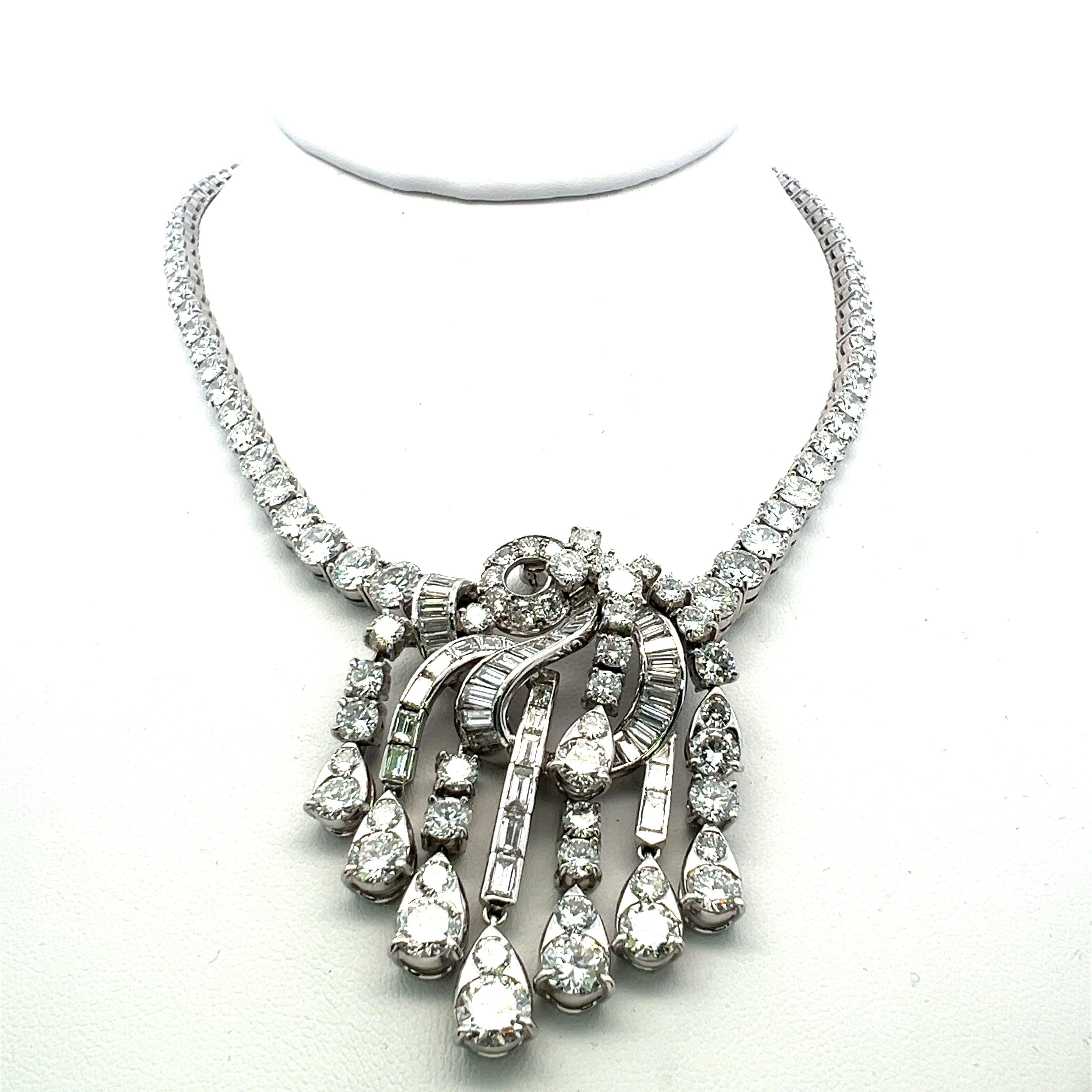 Taglio rotondo 58,05 carati di diamante rotondo Brilliante G VS1 in oro bianco 18K Collana di pietre preziose A. Stone in vendita