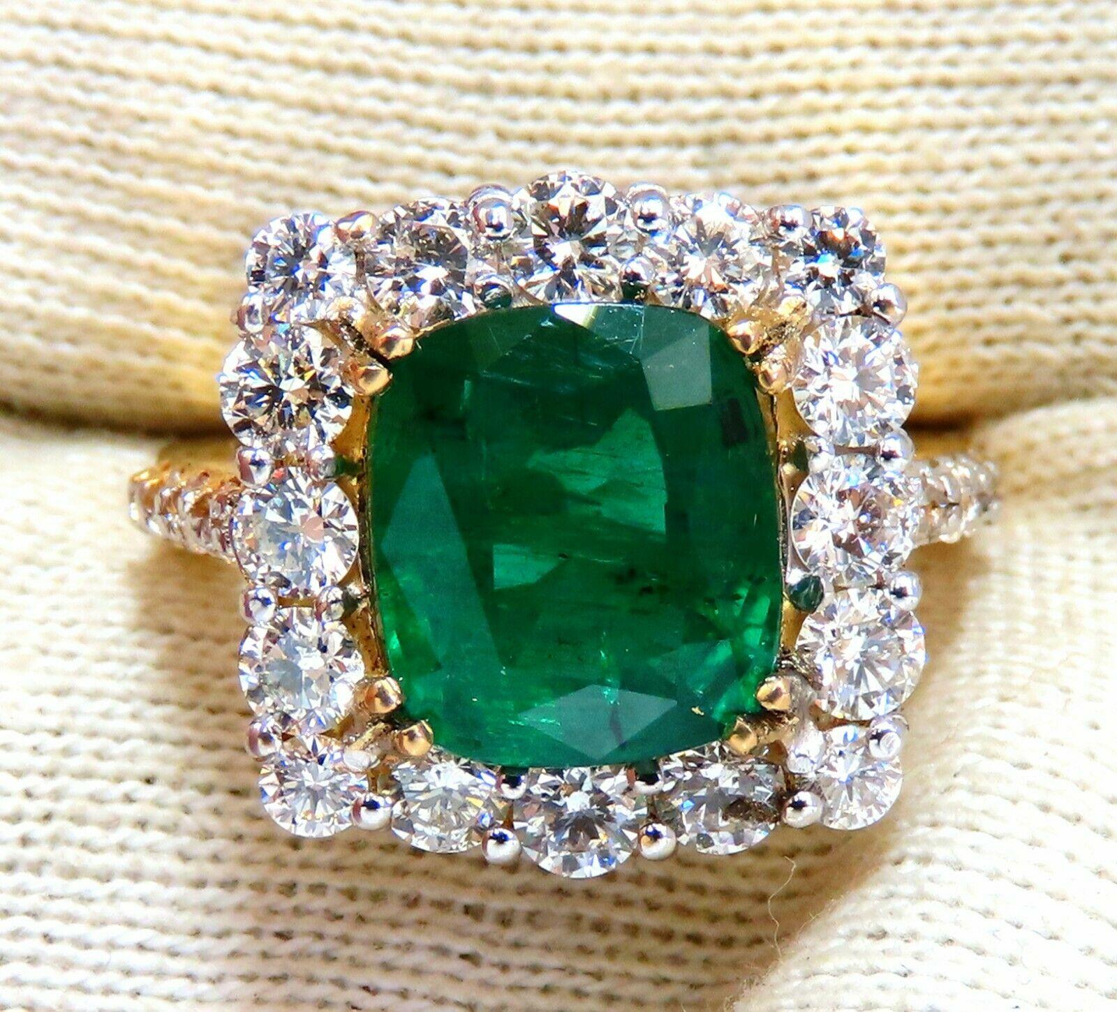 5.80 Carat Natural Emerald Diamonds Squared Halo Cluster Ring 14 Karat For Sale 1