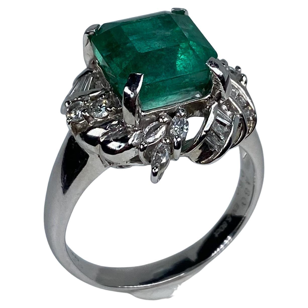 5,80ct sambischer Smaragd Ring (Art déco) im Angebot