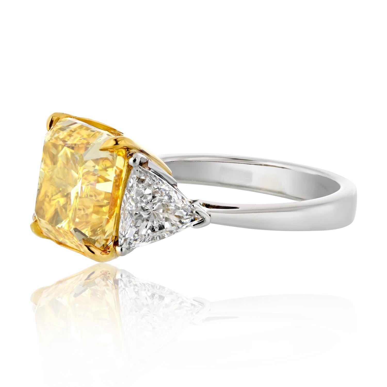 Modern 5.81 Ct Radiant Cut Platinum Fancy Yellow Three Stone Diamond Engagement Ring For Sale