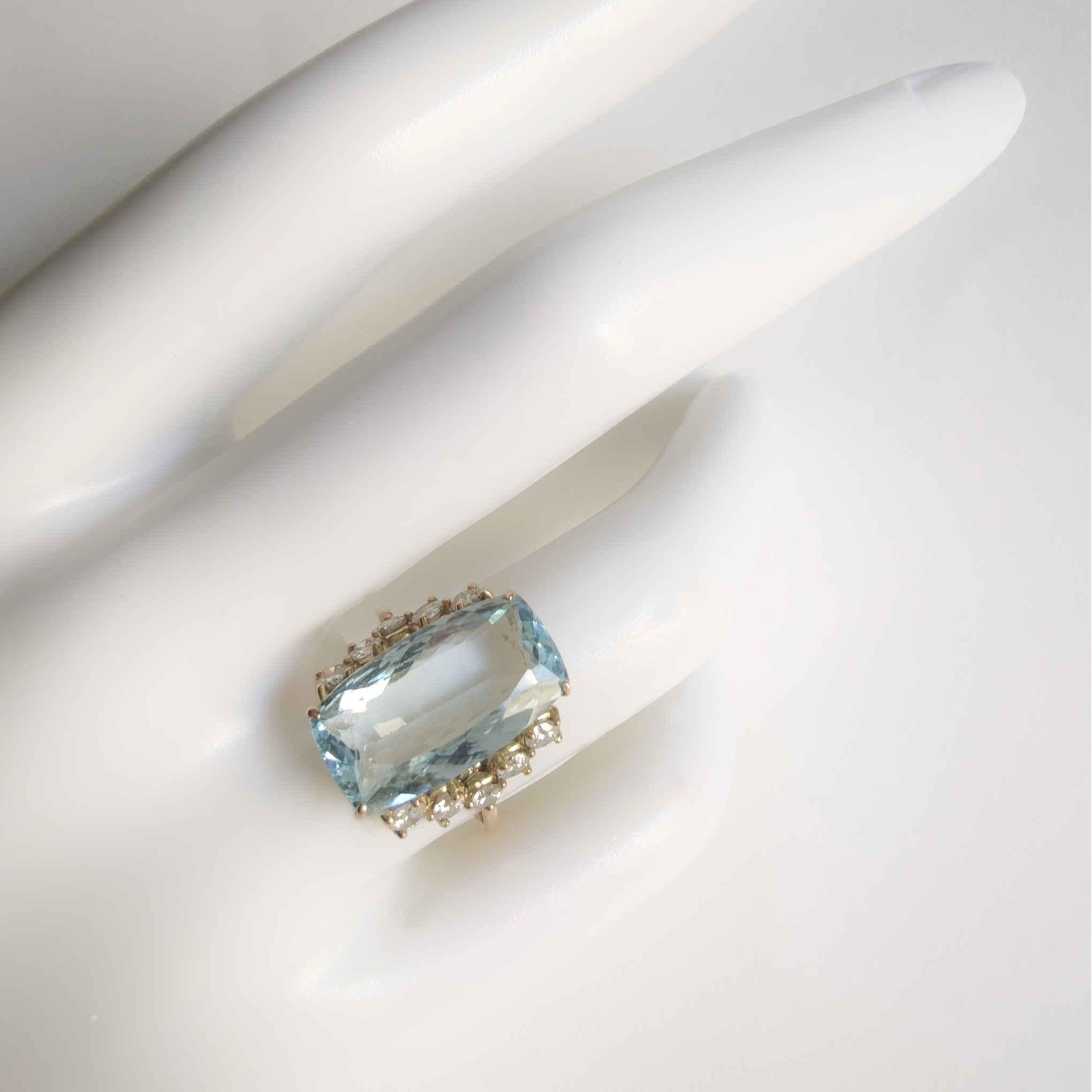 Contemporary 5.82 Carat Aquamarine & 0.66 carats Diamond 14K Ring - Handmade Sophistication