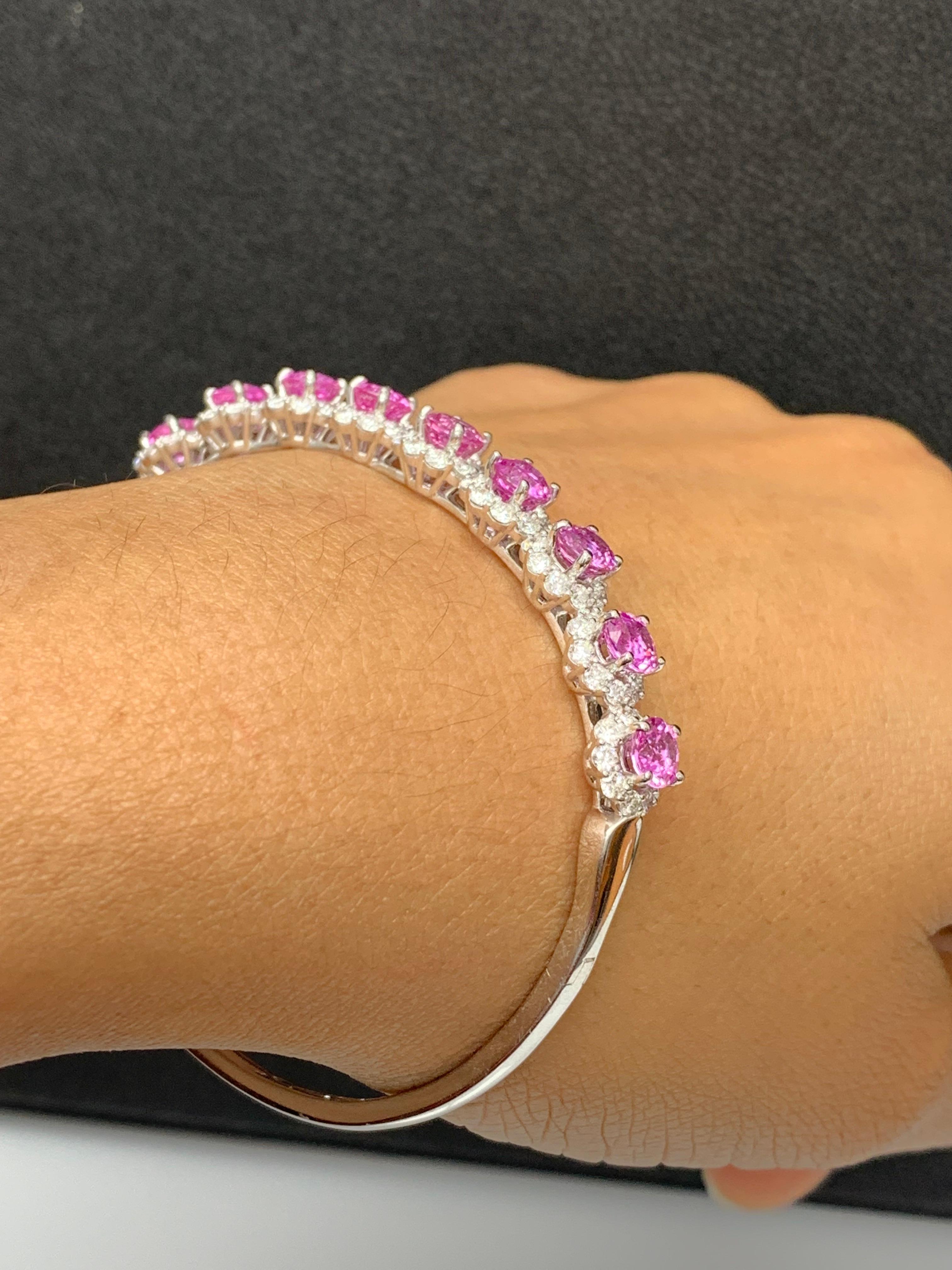 5.82 Carat Brilliant Cut Pink Sapphire Diamond Bangle Bracelet in 18k White Gold In New Condition For Sale In NEW YORK, NY