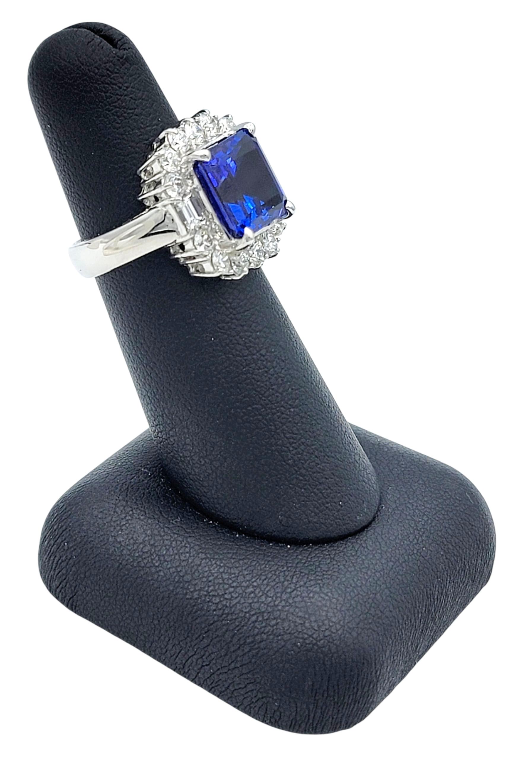 Anello quadrato di tanzanite taglio smeraldo da 5,82 carati con diamanti in oro bianco 14 carati in vendita 8