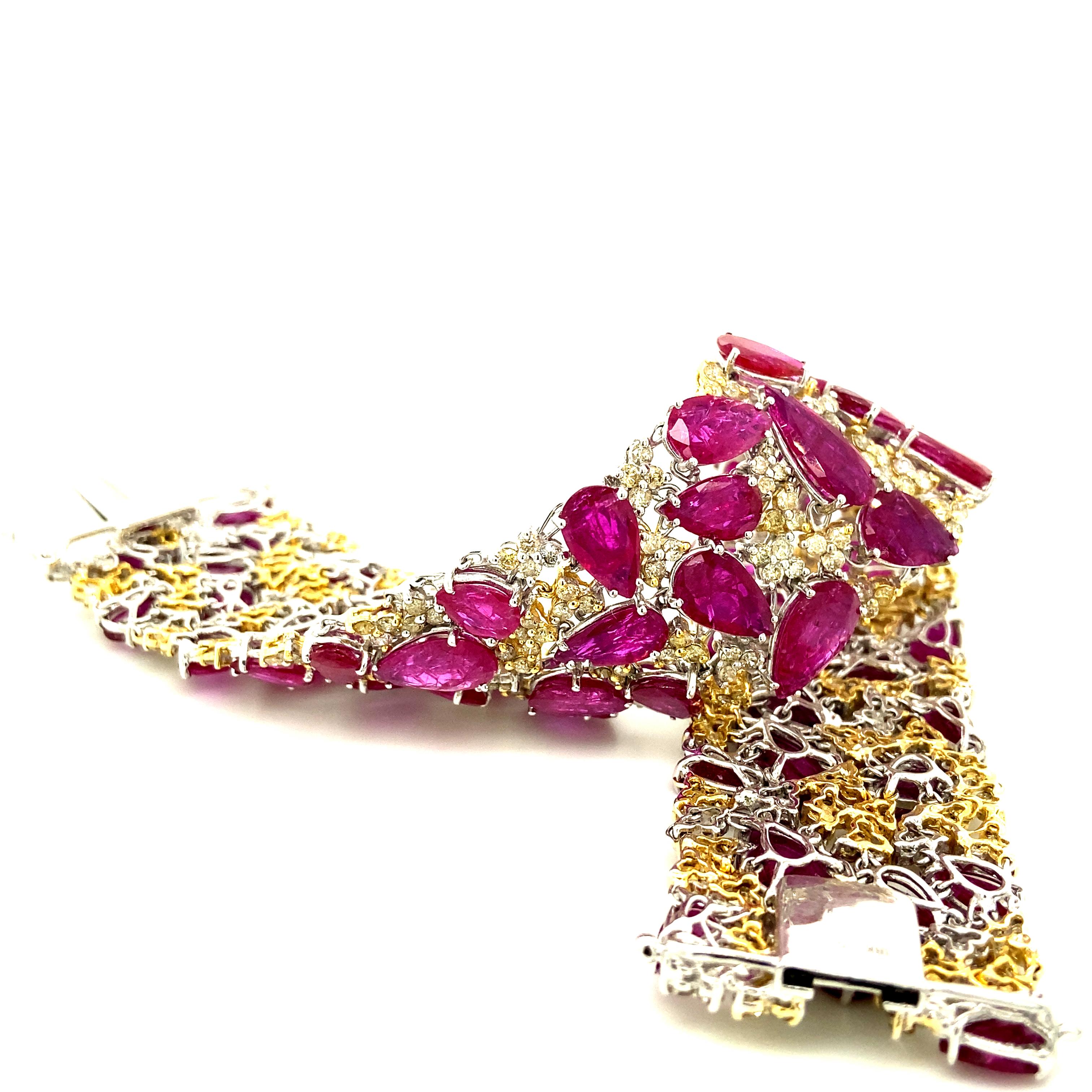 58.24 Carat Pear-Shaped Ruby and Yellow Diamond Gold Bracelet 2