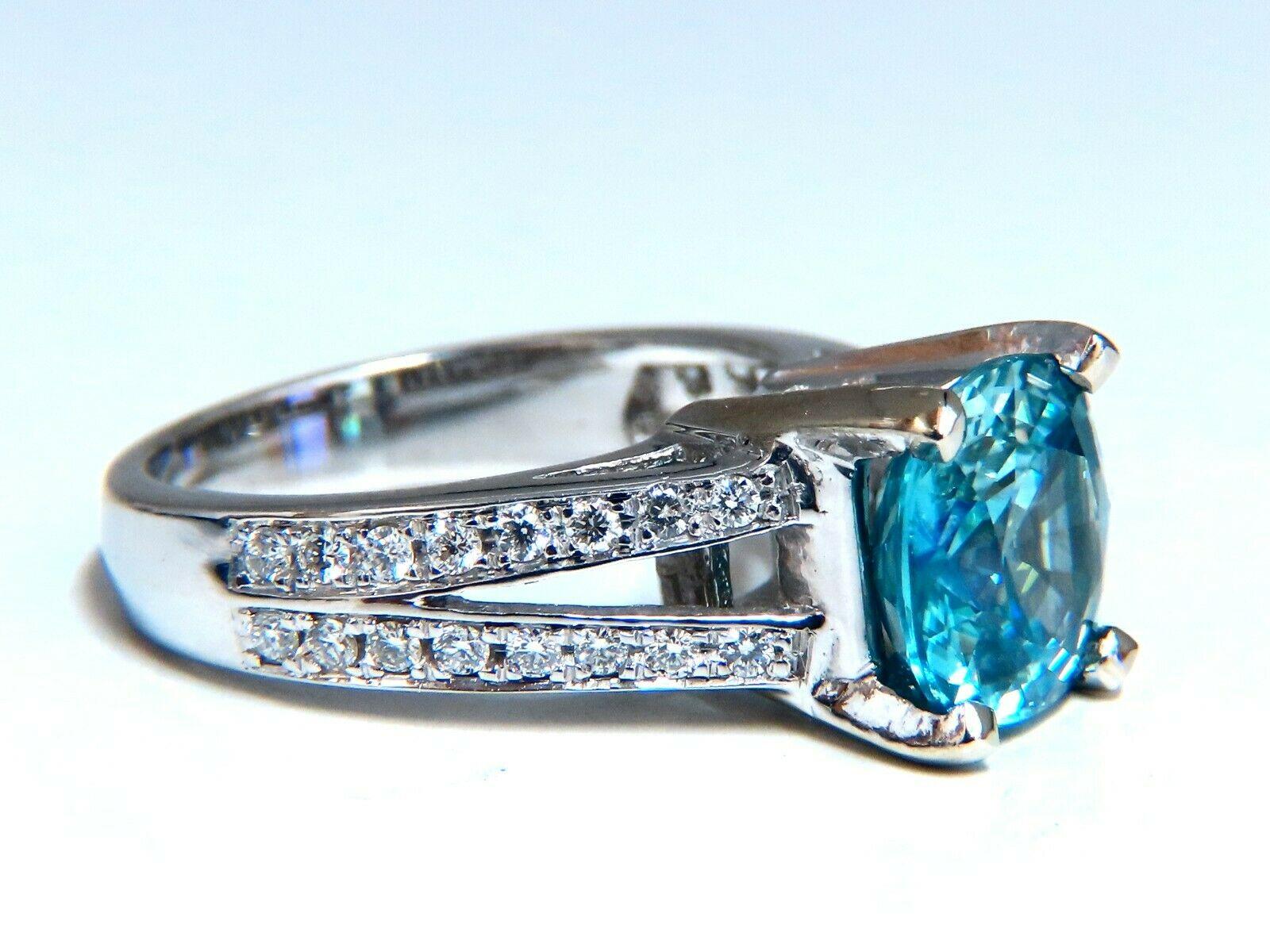 5.82 Carat Natural Indigo Blue Zircon Diamonds Ring 14 Karat In New Condition In New York, NY