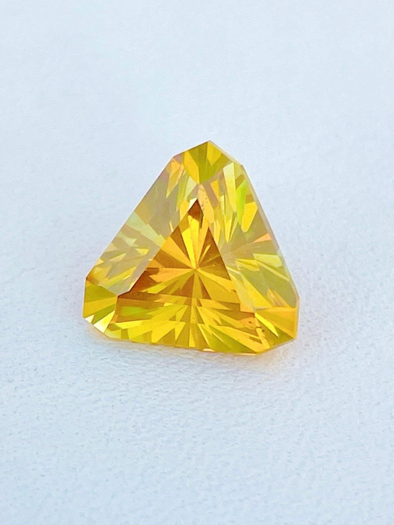 Single Cut 5.82ct Sphalerite sparkling luster with play color brilliant precision cutting For Sale