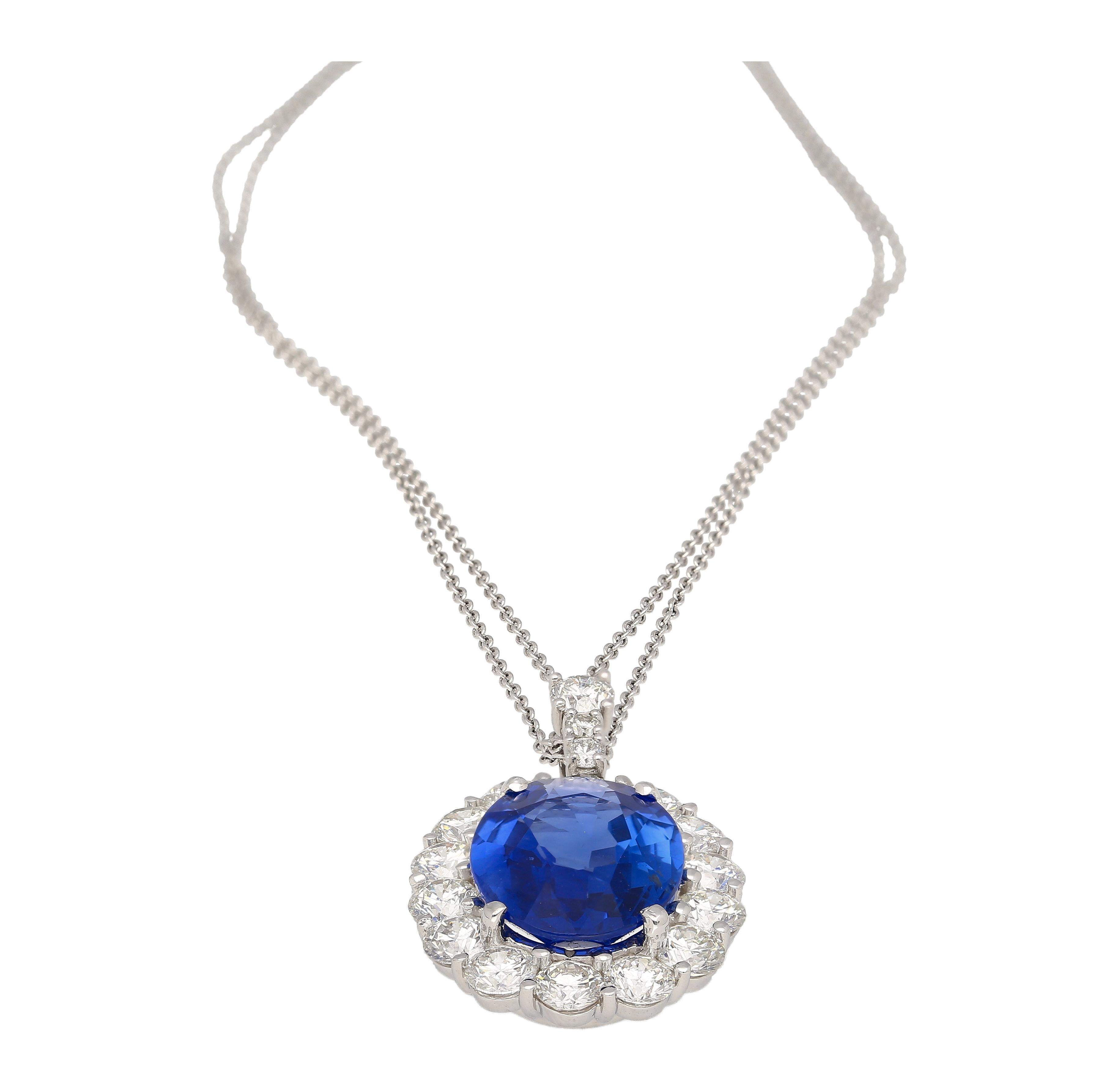 Women's 5.83 Carat Oval No Heat Blue Sapphire & Diamond Halo Platinum Pendant Necklace For Sale