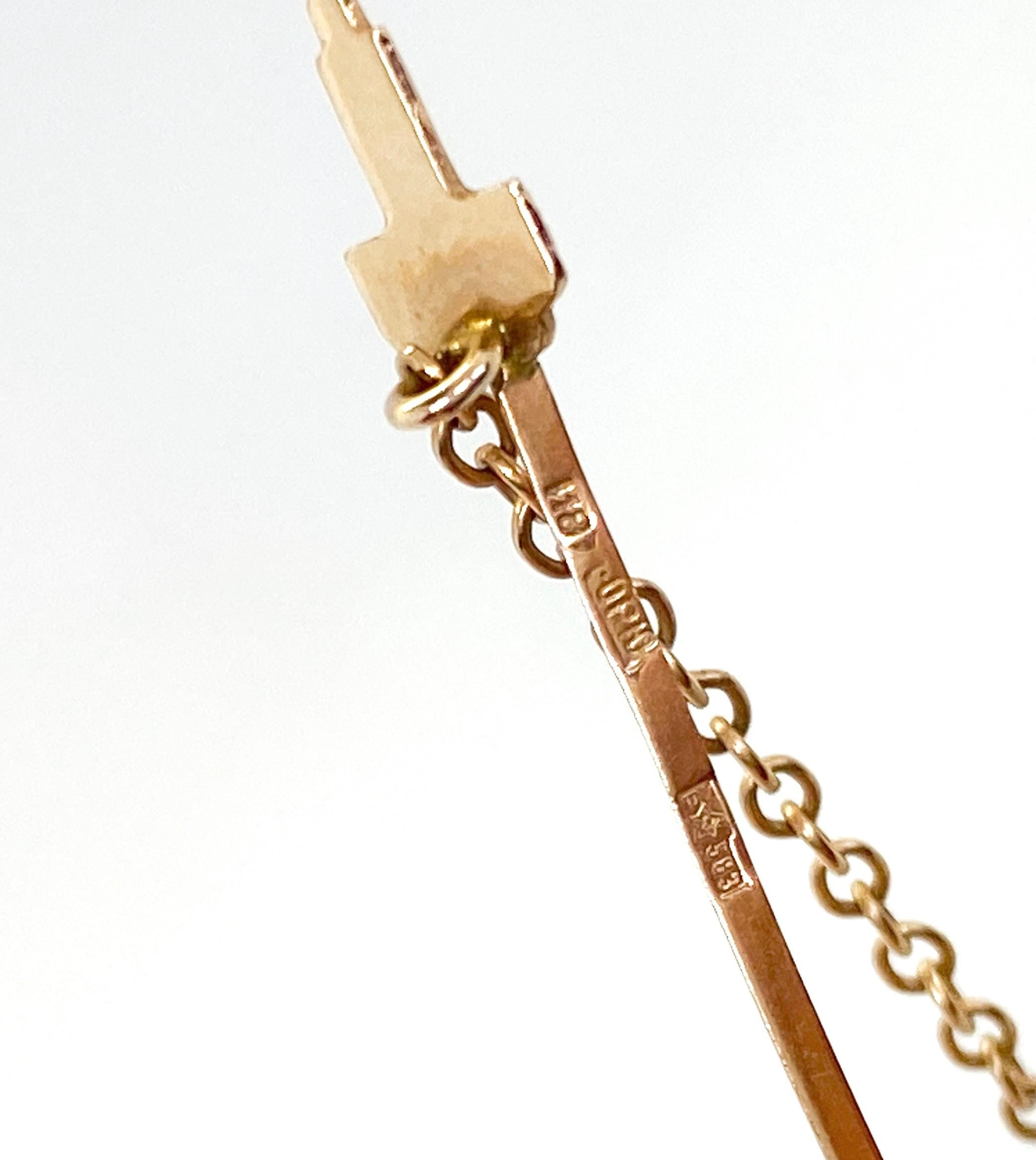 Épingle à bâton en or jaune 583 représentant une épée de l'Union soviétique de Russie en vente 4