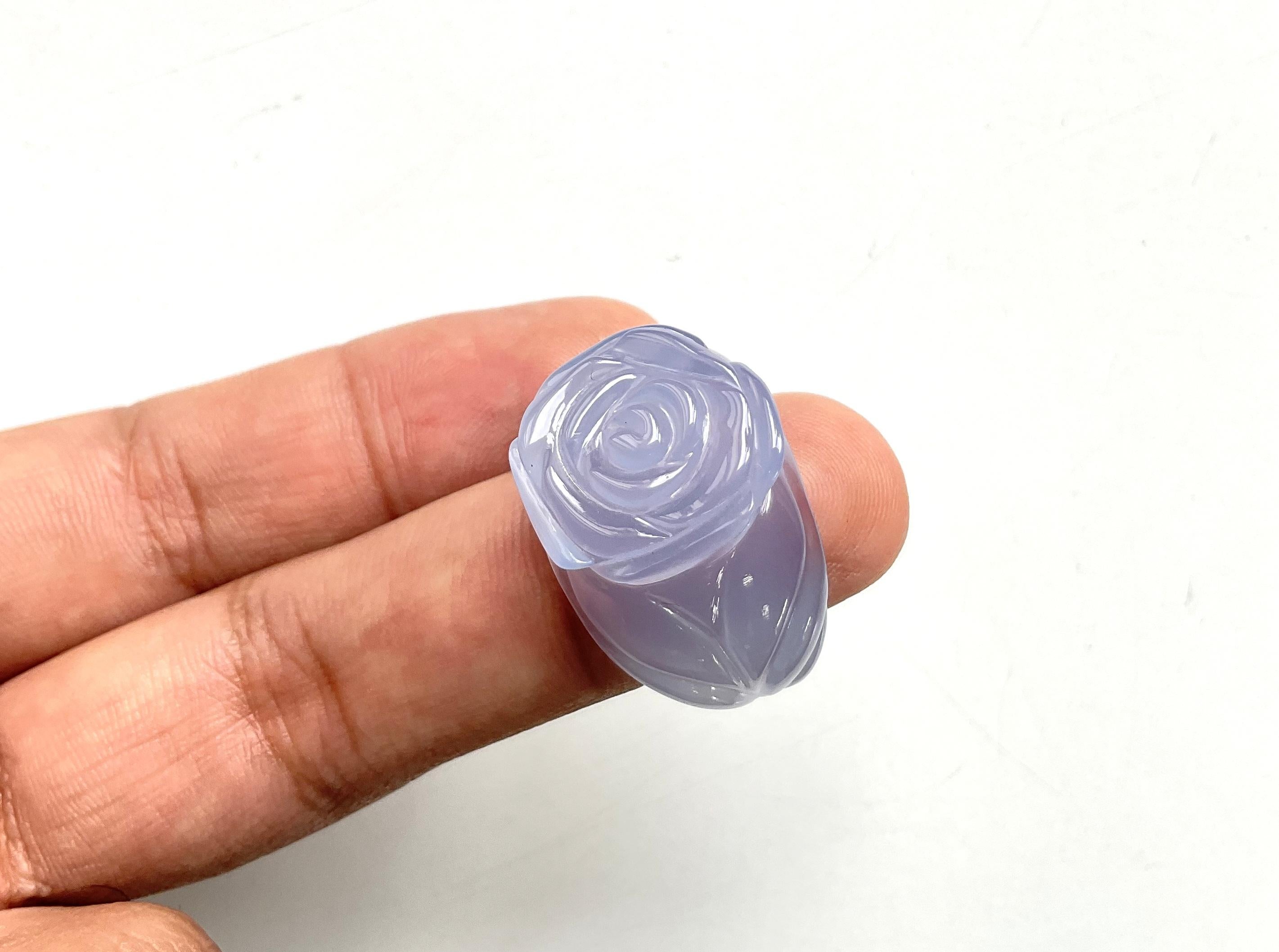 Rose Cut 58.30 carats Chalcedony Flower Carved Top Quality Ring Natural Gemstone For Sale