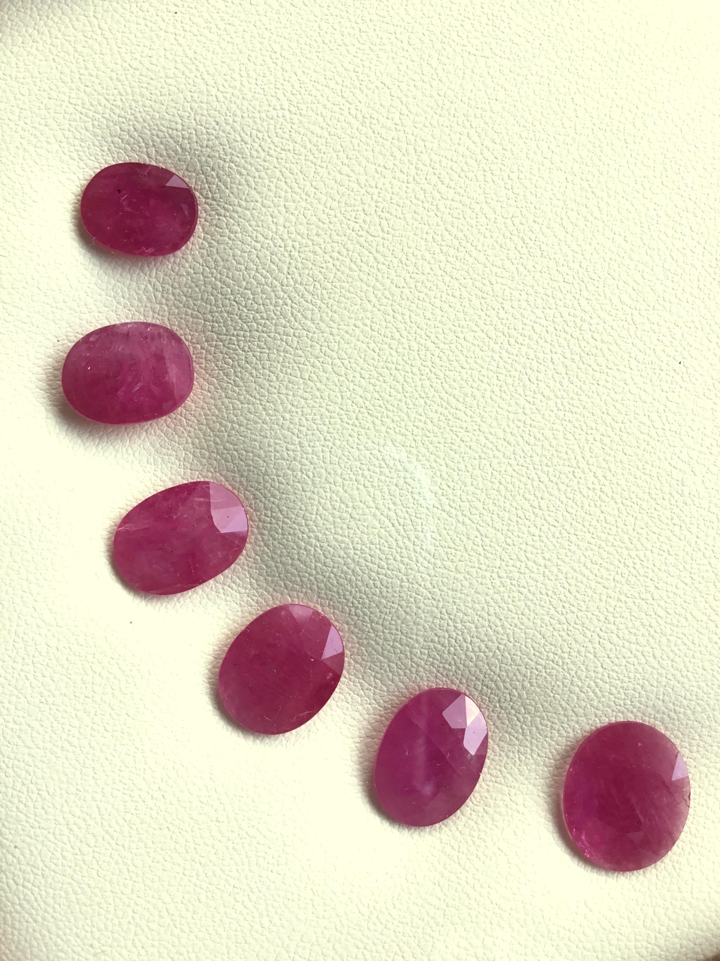 58.39 Carats Ruby Mozambique Oval Faceted Cut stone Layout Heated Natural Gem en vente 3