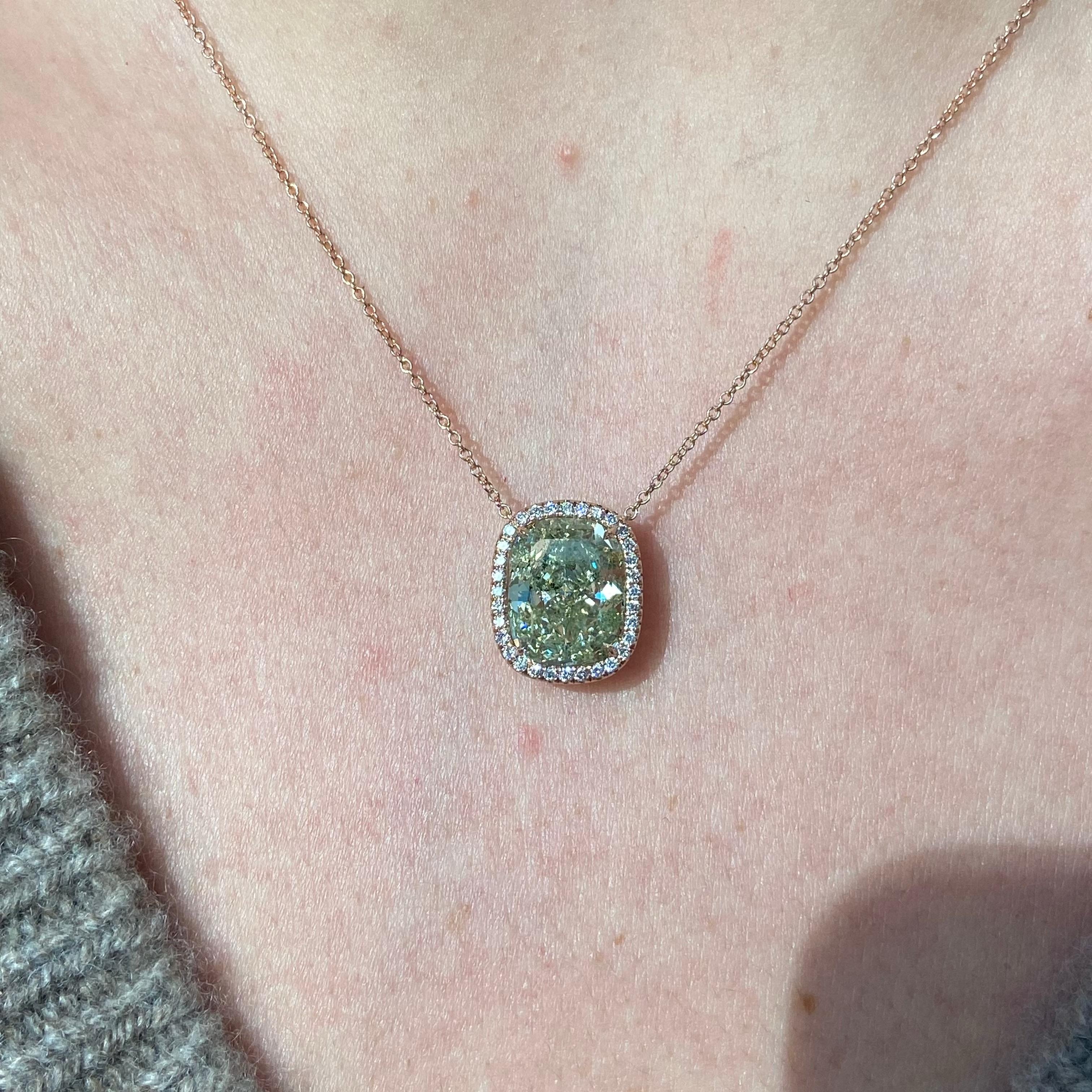 Cushion Cut 5.83ct Green Cushion Diamond in Pink Diamond Halo Pendant For Sale