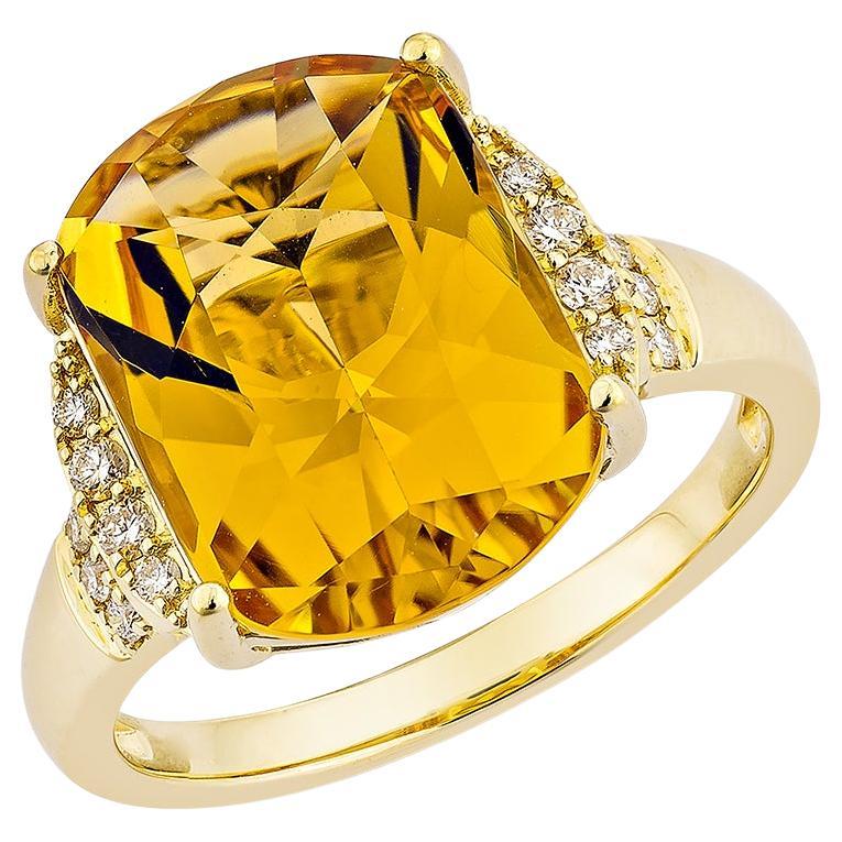5.84 Carat Citrine Fancy Ring in 18Karat Yellow Gold with  White Diamond. For Sale