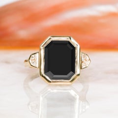 5.84 Carats Natural Black Emerald Cut & White Trapoized Cut Diamonds Yellow Gold