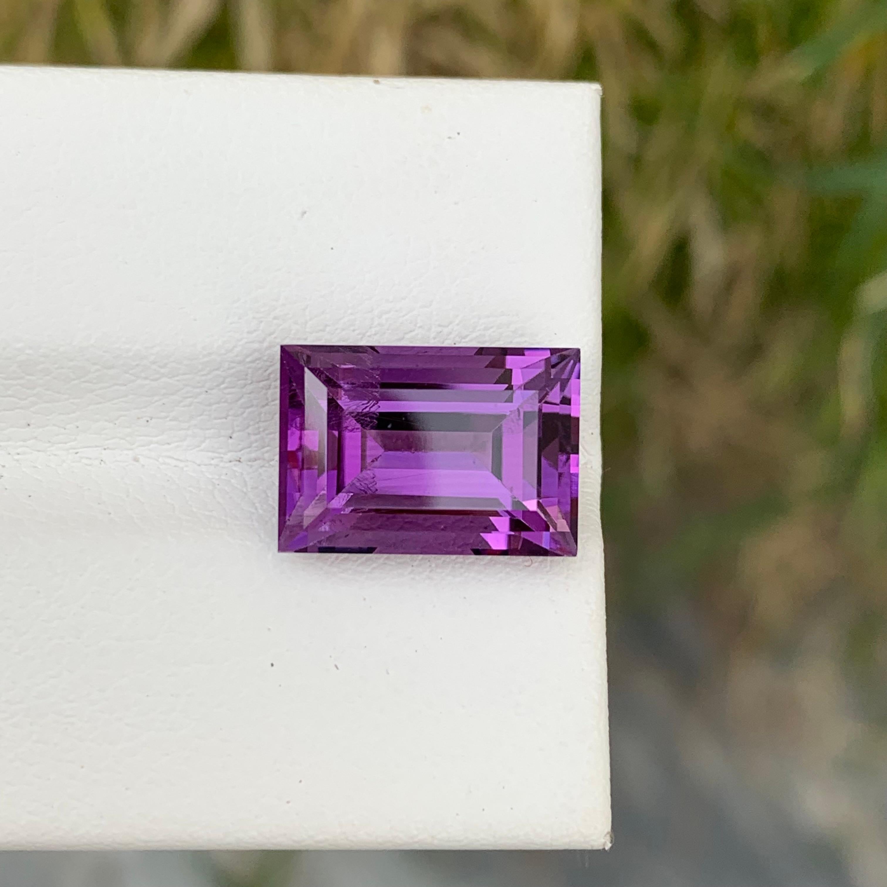 5.85 Carat Natural Loose Amethyst Baguette Shape Gemstone For Jewellery For Sale 2