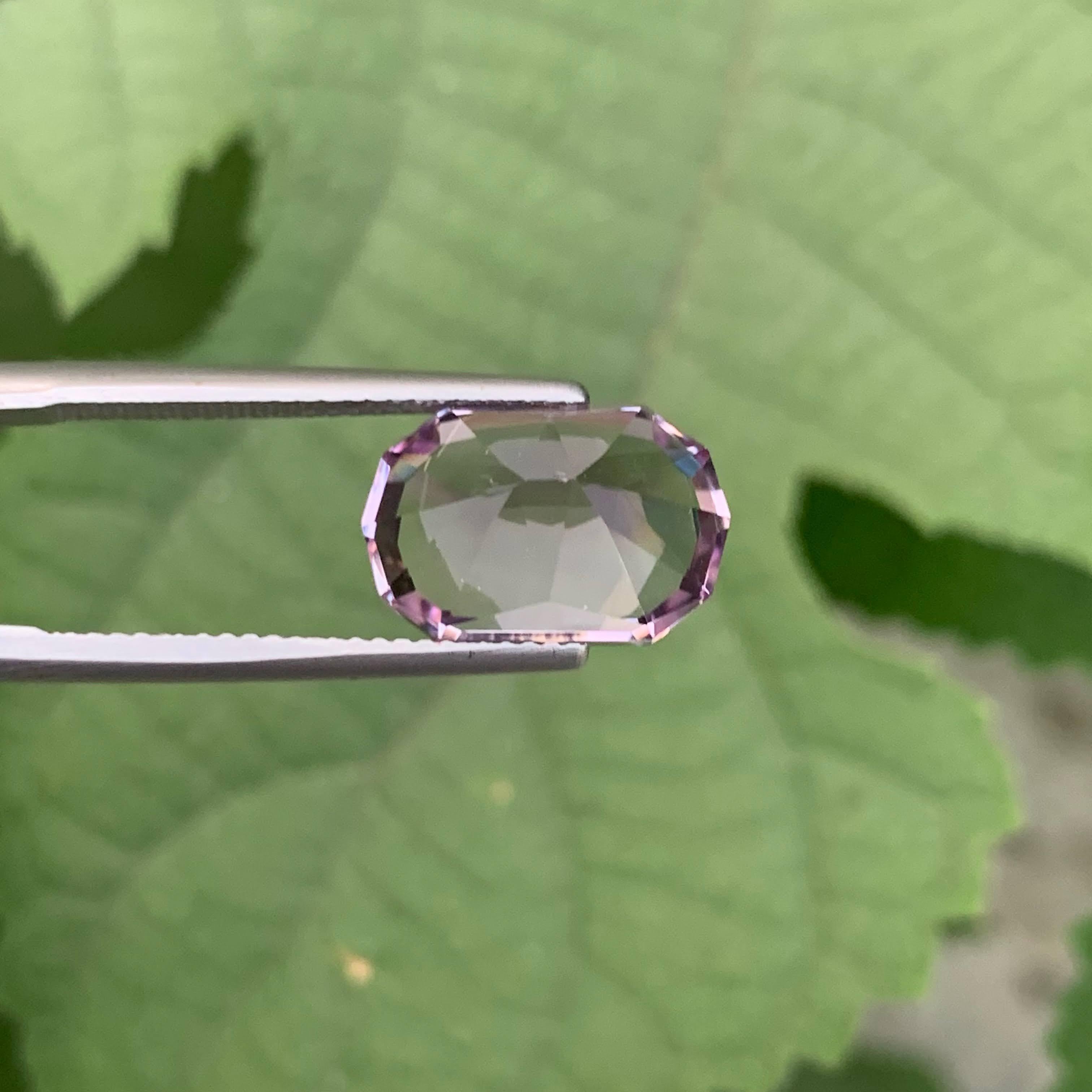 Taille coussin 5.85 Carat Natural Loose Purple Amethyst Fancy Cushion Cut Brazilian Gemstone (Améthyste violette en vrac, taille en coussin) en vente