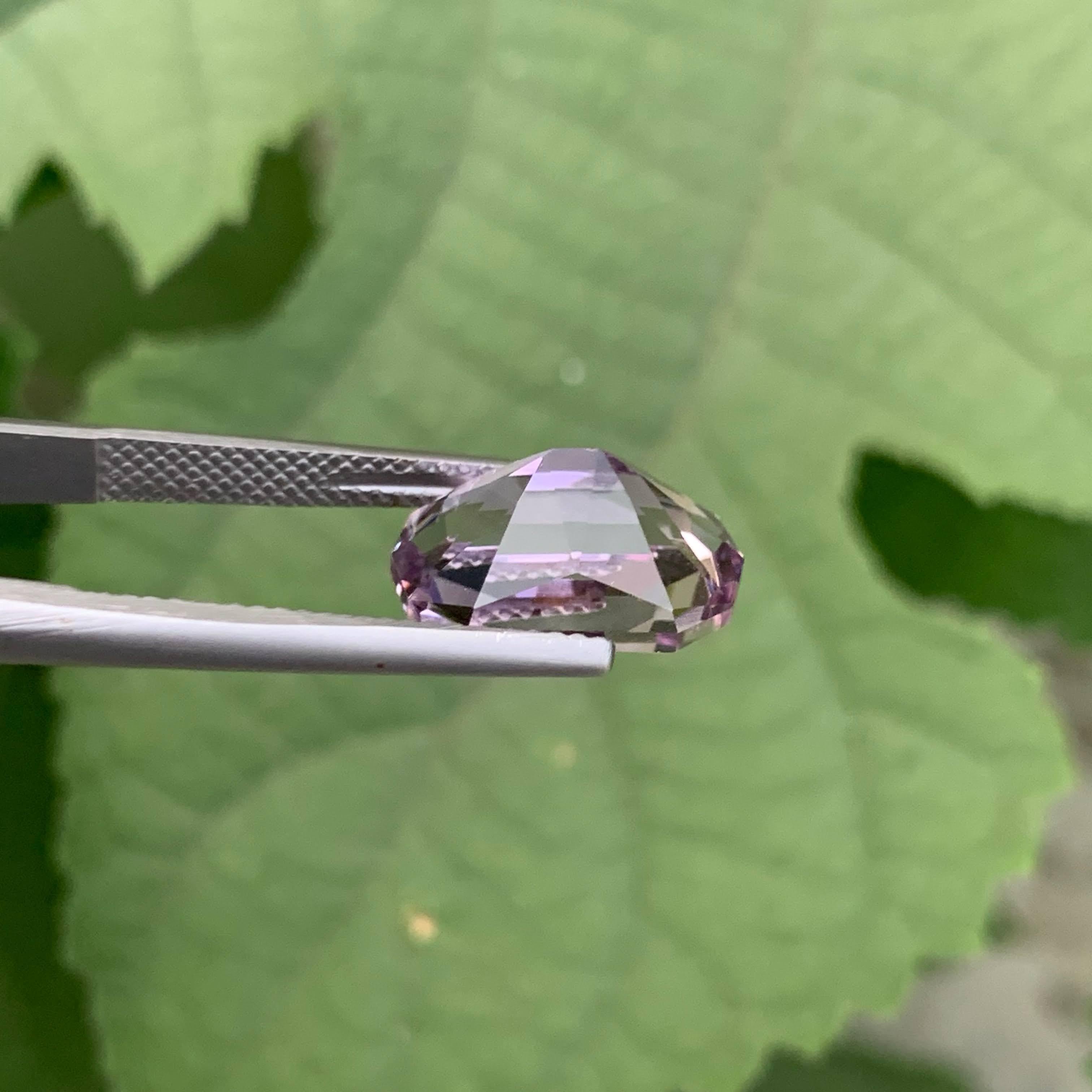 5.85 Carat Natural Loose Purple Amethyst Fancy Cushion Cut Brazilian Gemstone (Améthyste violette en vrac, taille en coussin) Neuf - En vente à Bangkok, TH