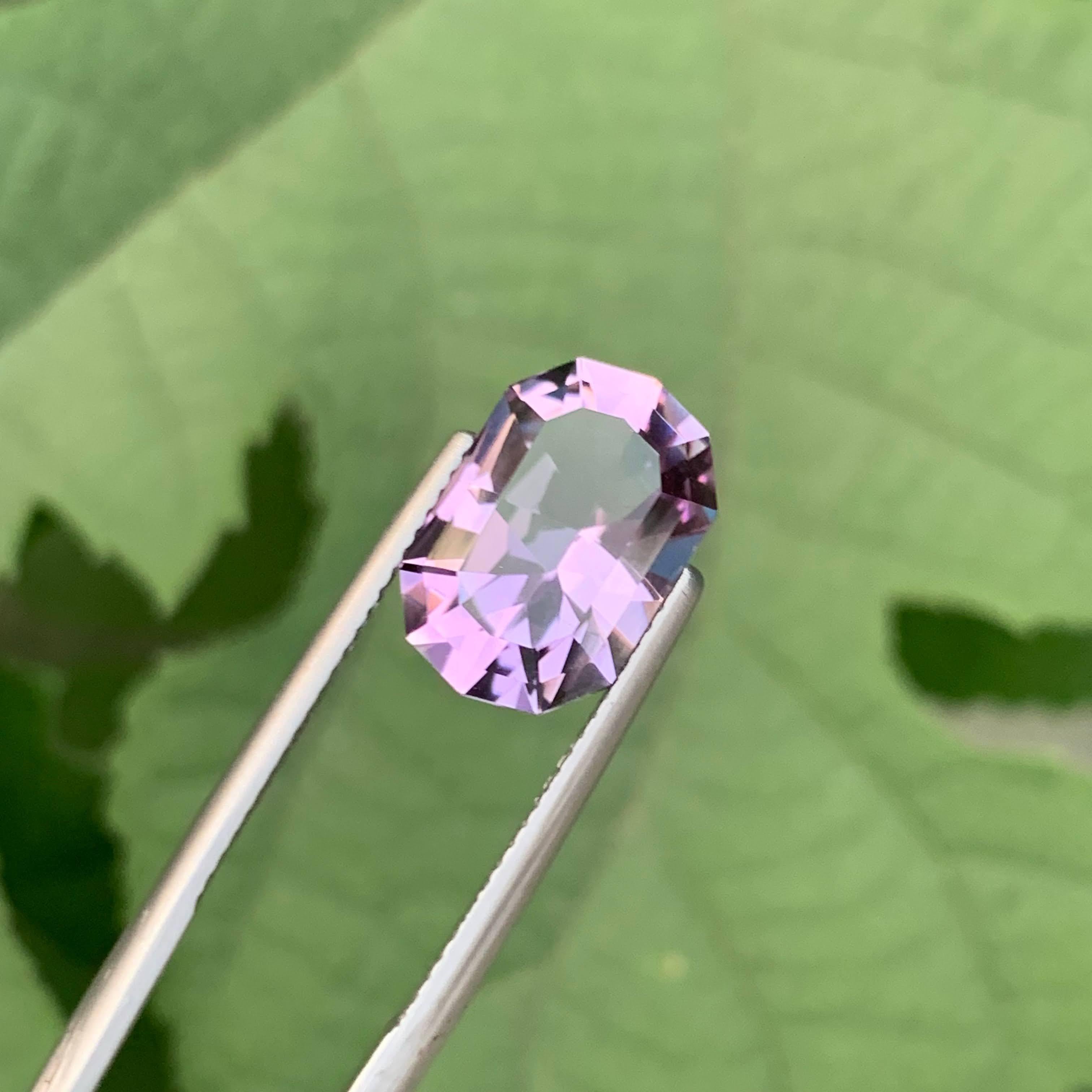 5.85 Carat Natural Loose Purple Amethyst Fancy Cushion Cut Brazilian Gemstone (Améthyste violette en vrac, taille en coussin) Unisexe en vente