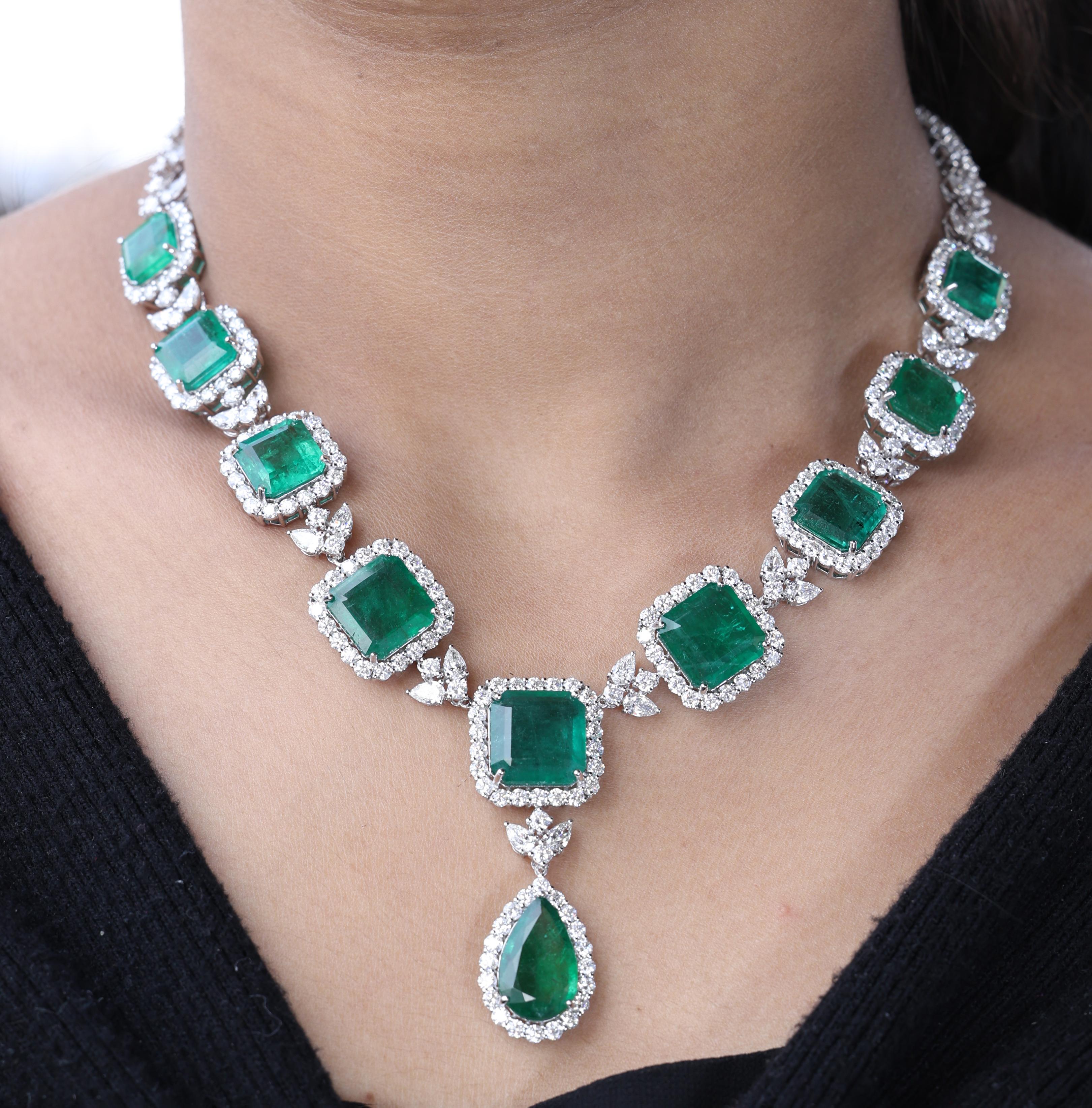 Women's 58.5 Carat Zambian Emerald 20.33 Carat SI/H Diamond Necklace 14 Karat White Gold For Sale