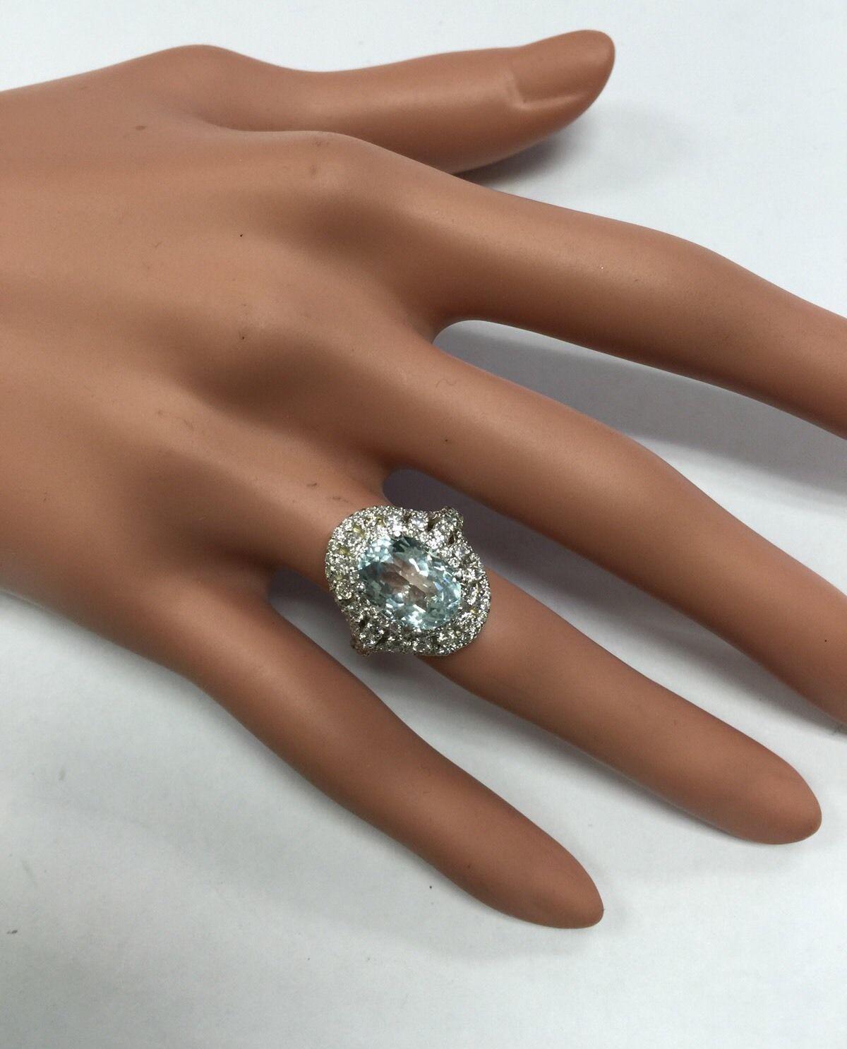 5.85 Carat Natural Aquamarine and Diamond 14 Karat Solid White Gold Ring For Sale 6
