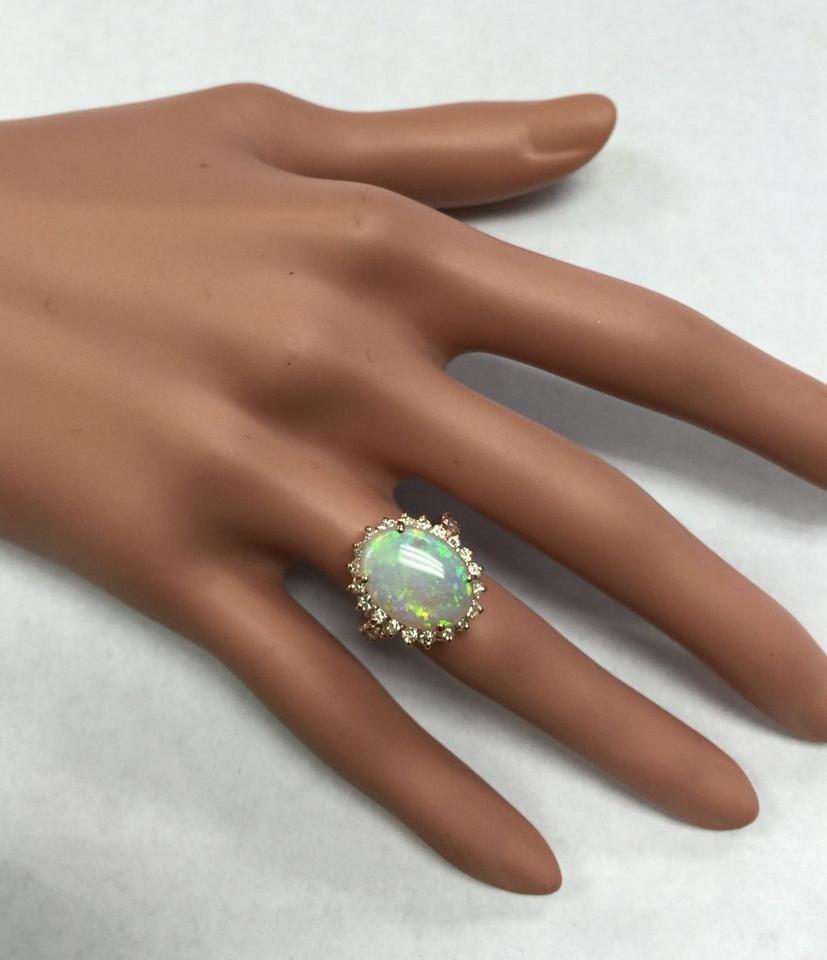 5.85 Ct Natural Impressive Australian Opal and Diamond 14 Karat Solid Gold Ring For Sale 3