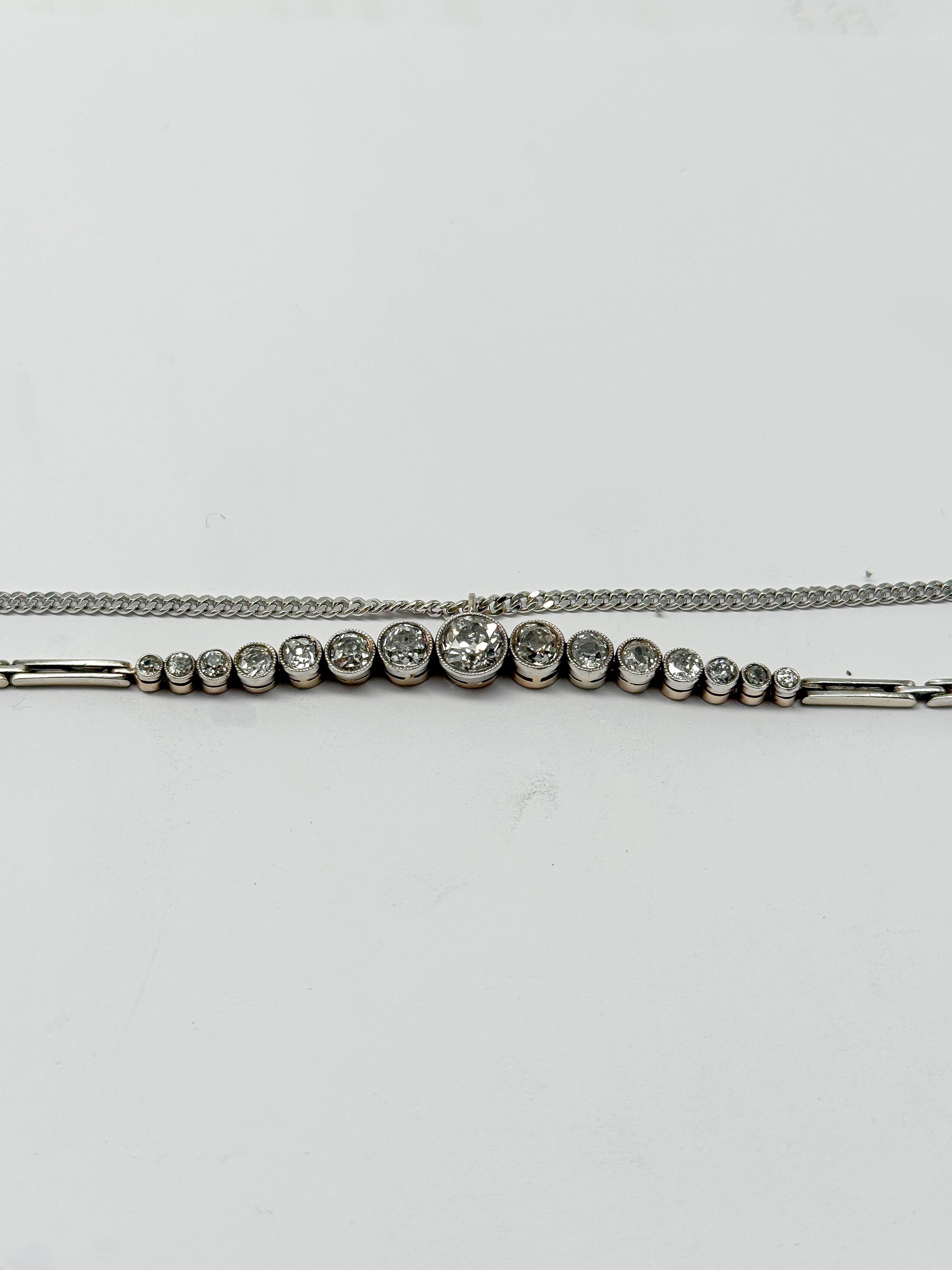 585 Broche en or blanc avec diamants, Art déco, certifié en vente 2