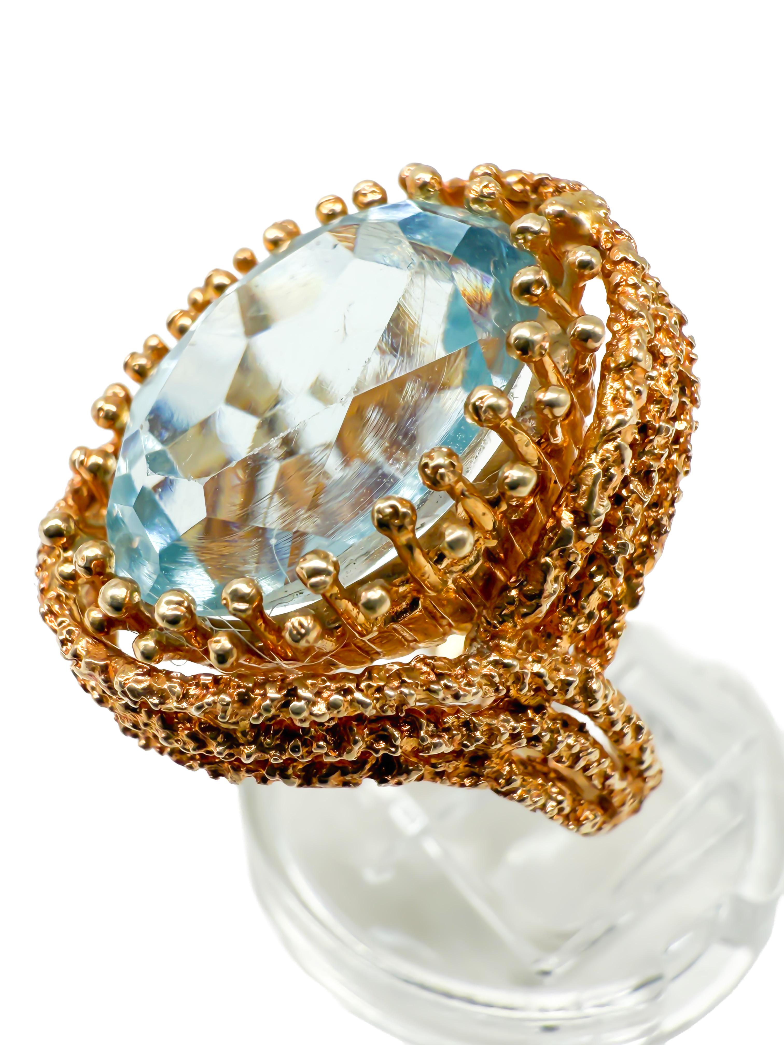 Moderne 585 Bague en or jaune avec une aigue-marine de 9 ct en vente