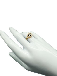 585 yellow gold ring with diamonds